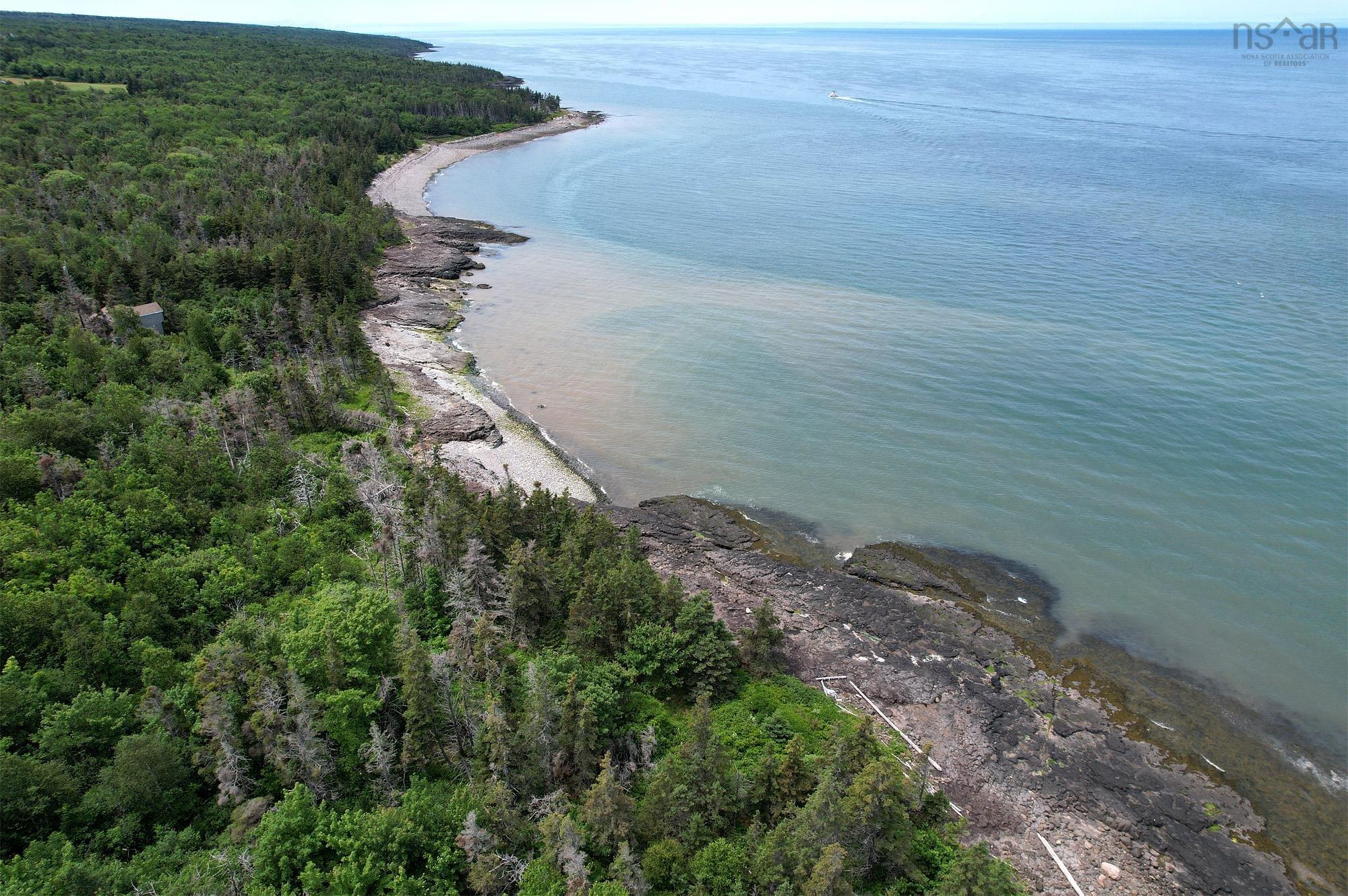 $95,000.00: Lot Shore Road, Litchfield