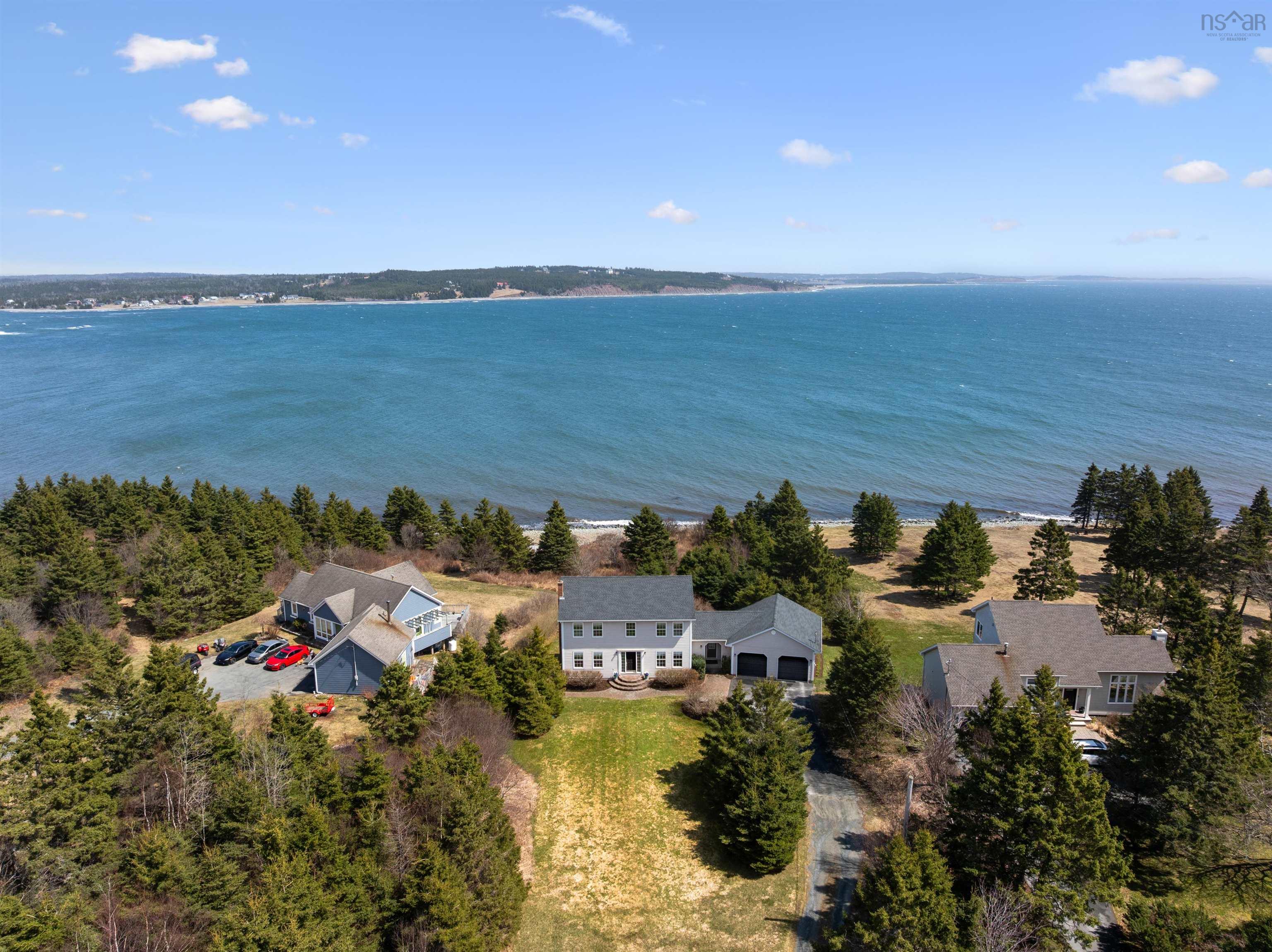 $899,000.00: 1939 Cow Bay Road, Cow Bay