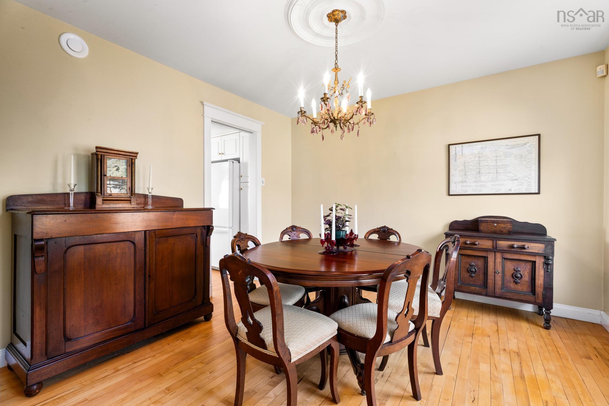 $899,000.00: 1939 Cow Bay Road, Cow Bay