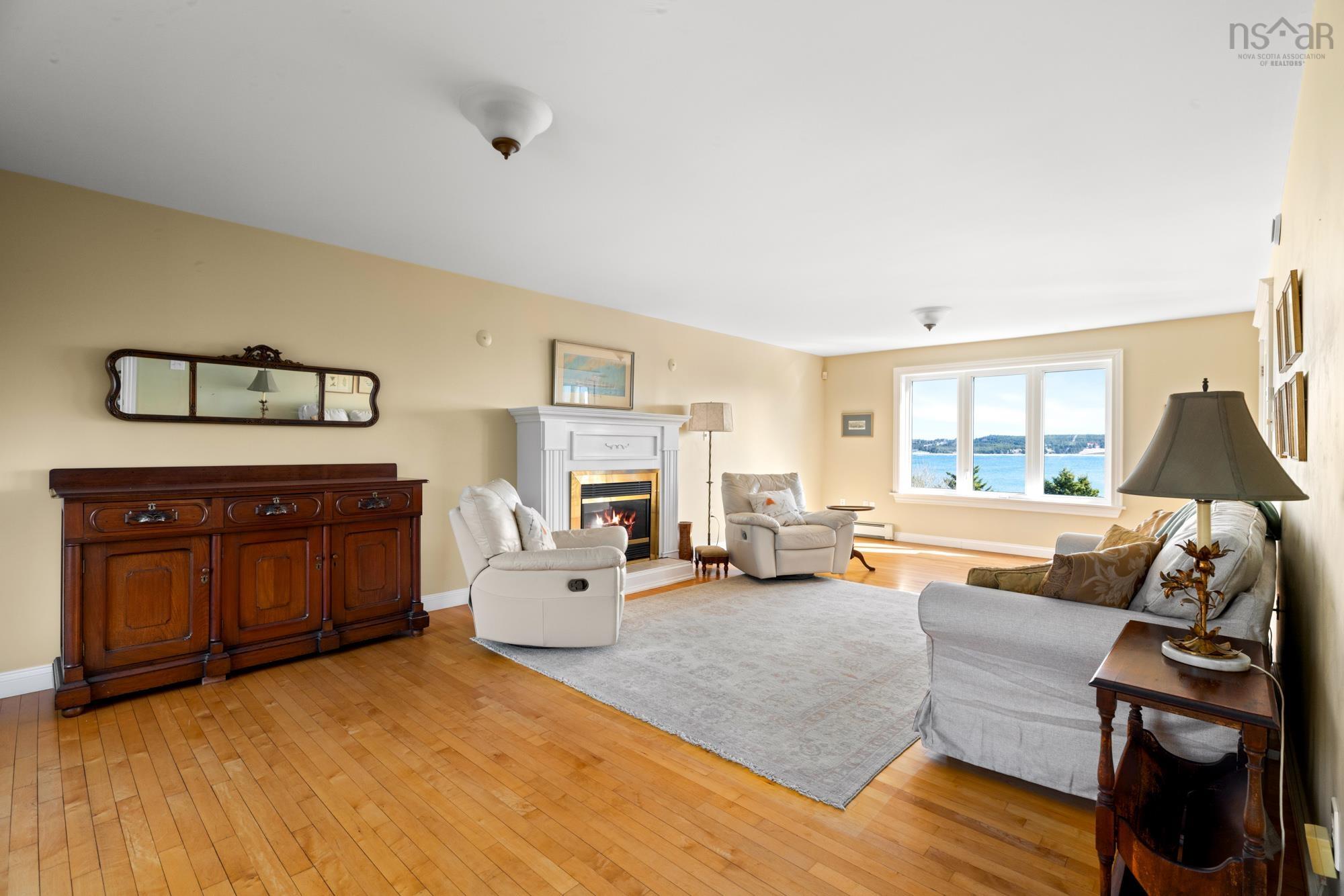 $899,000.00: 1939 Cow Bay Road, Cow Bay