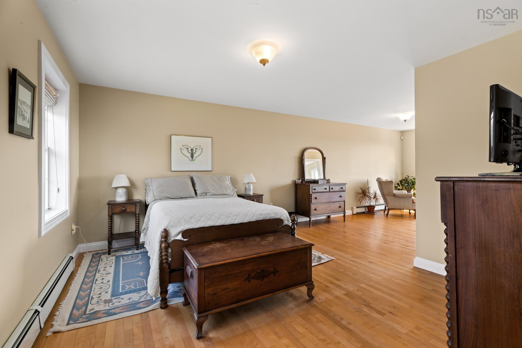 $899,000.00: 1939 Cow Bay Road, Cow Bay