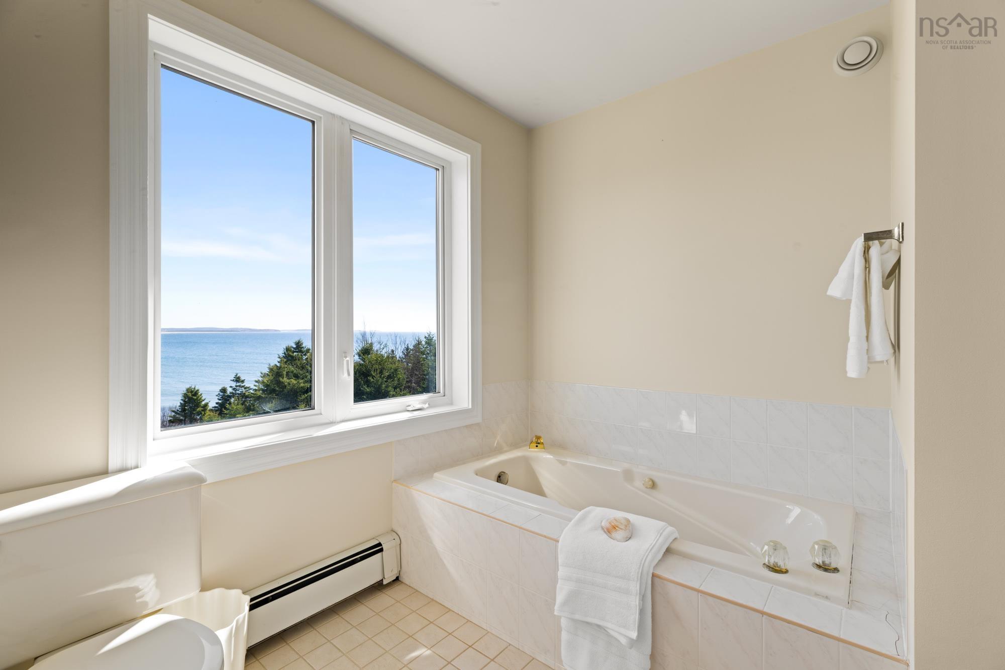 $899,000.00: 1939 Cow Bay Road, Cow Bay