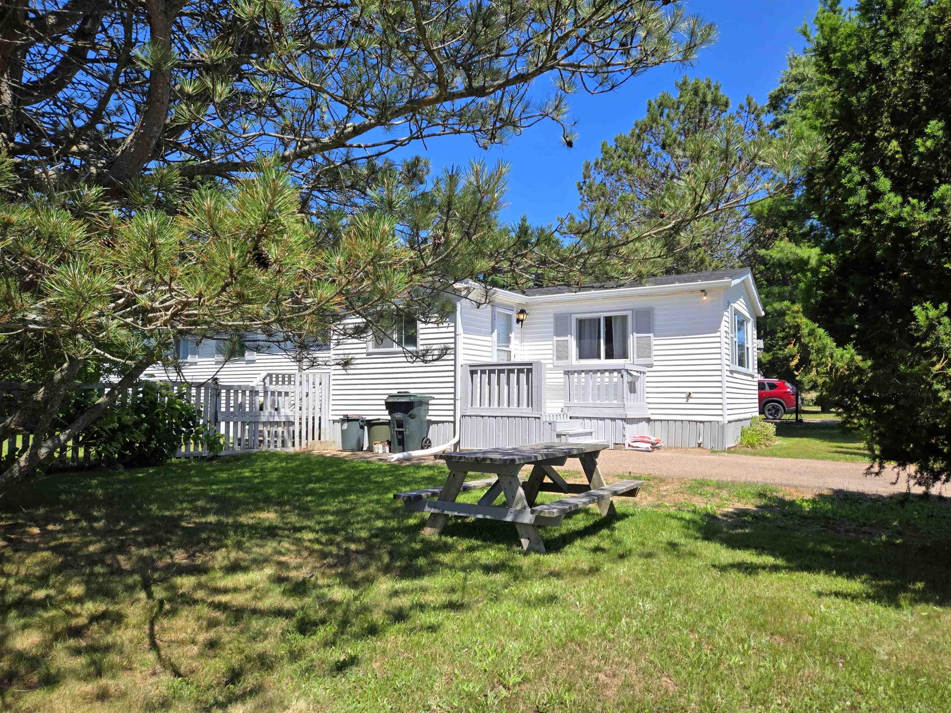 $149,900.00: 12 Costin Drive, Amherst