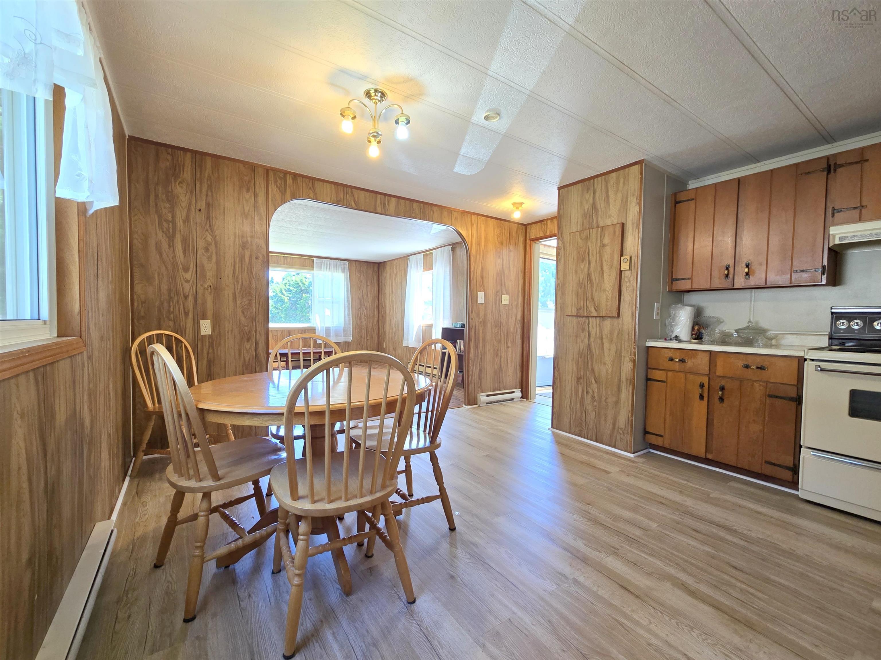 $149,900.00: 12 Costin Drive, Amherst