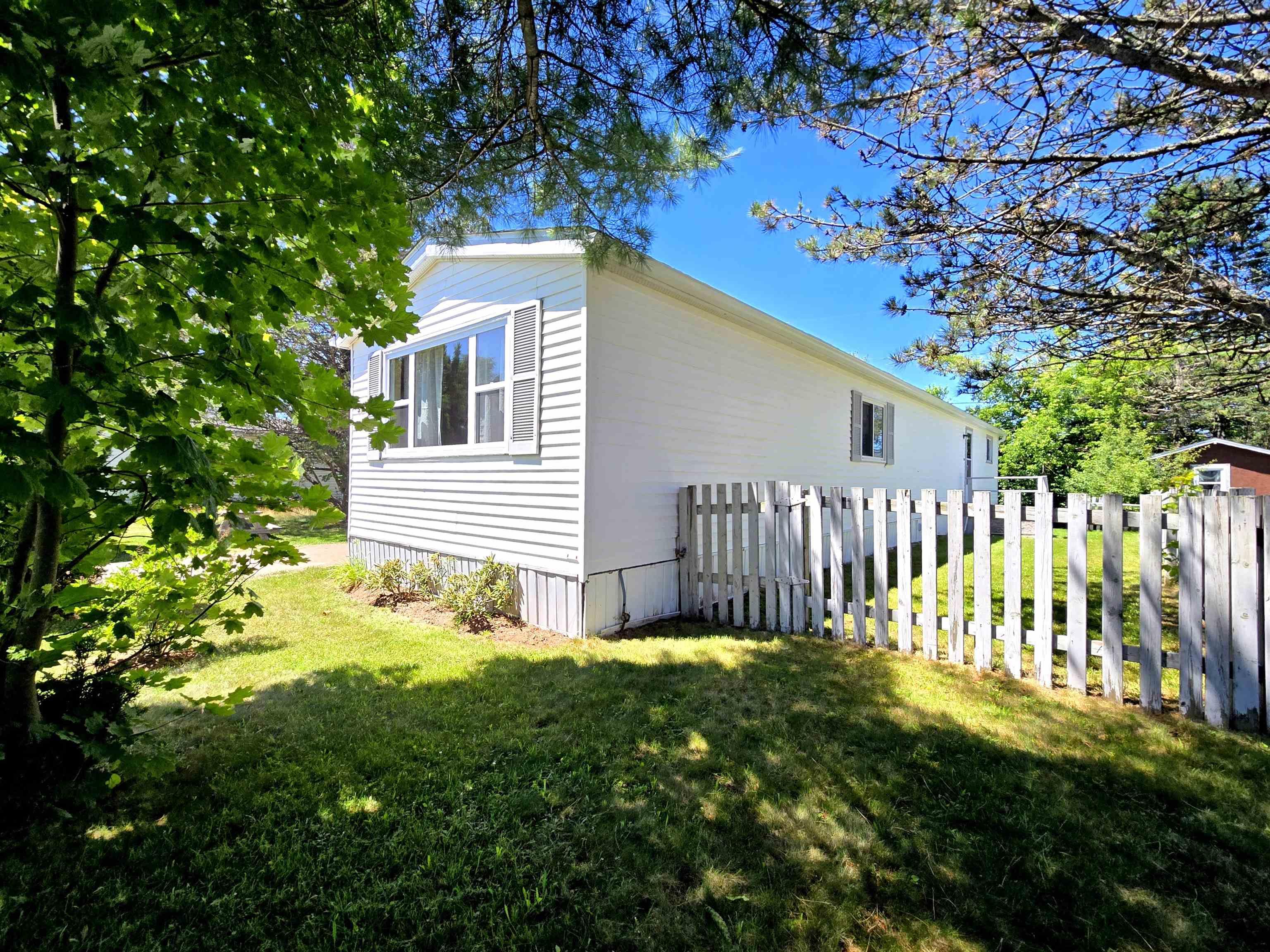 $149,900.00: 12 Costin Drive, Amherst