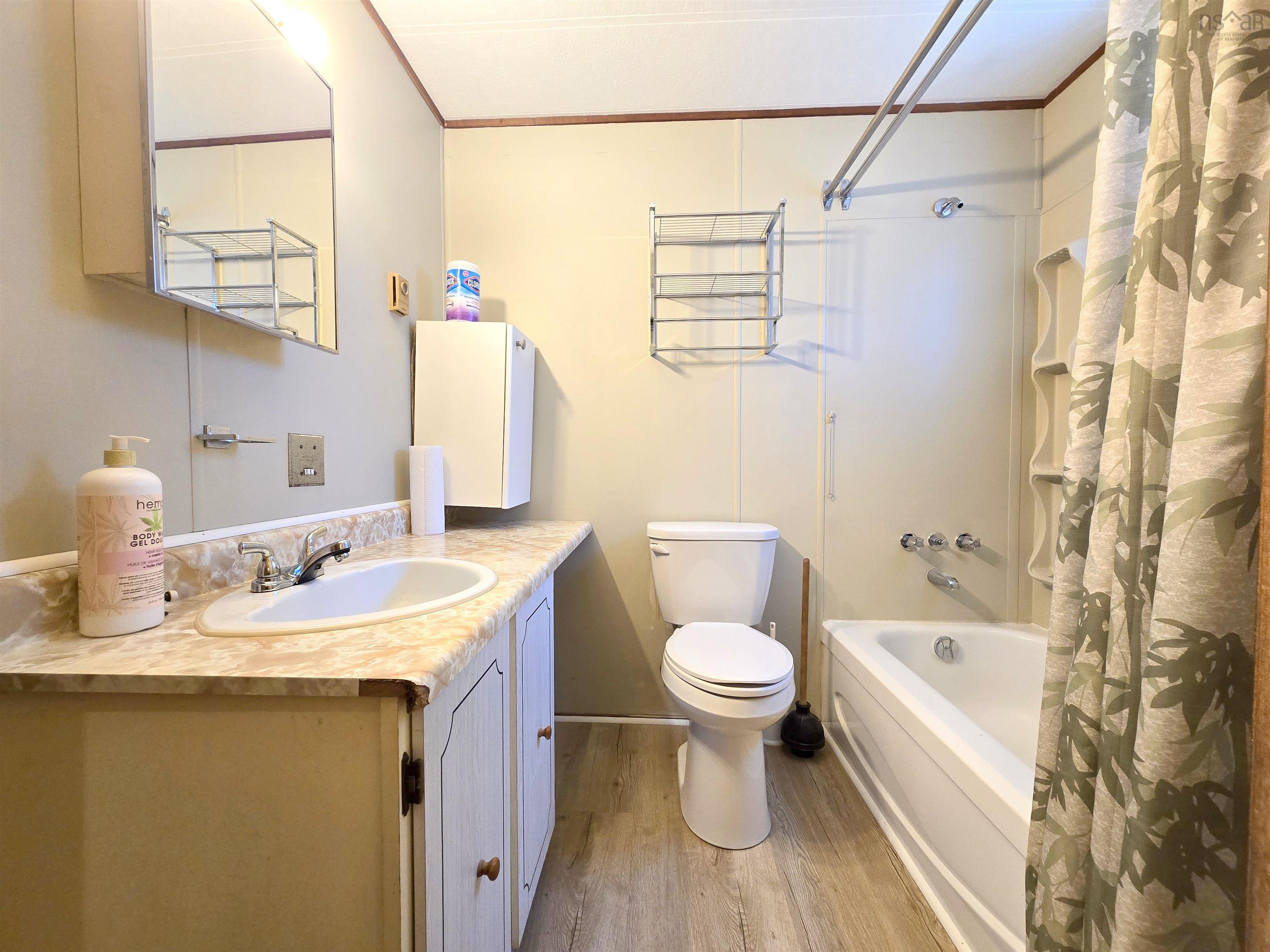 $149,900.00: 12 Costin Drive, Amherst