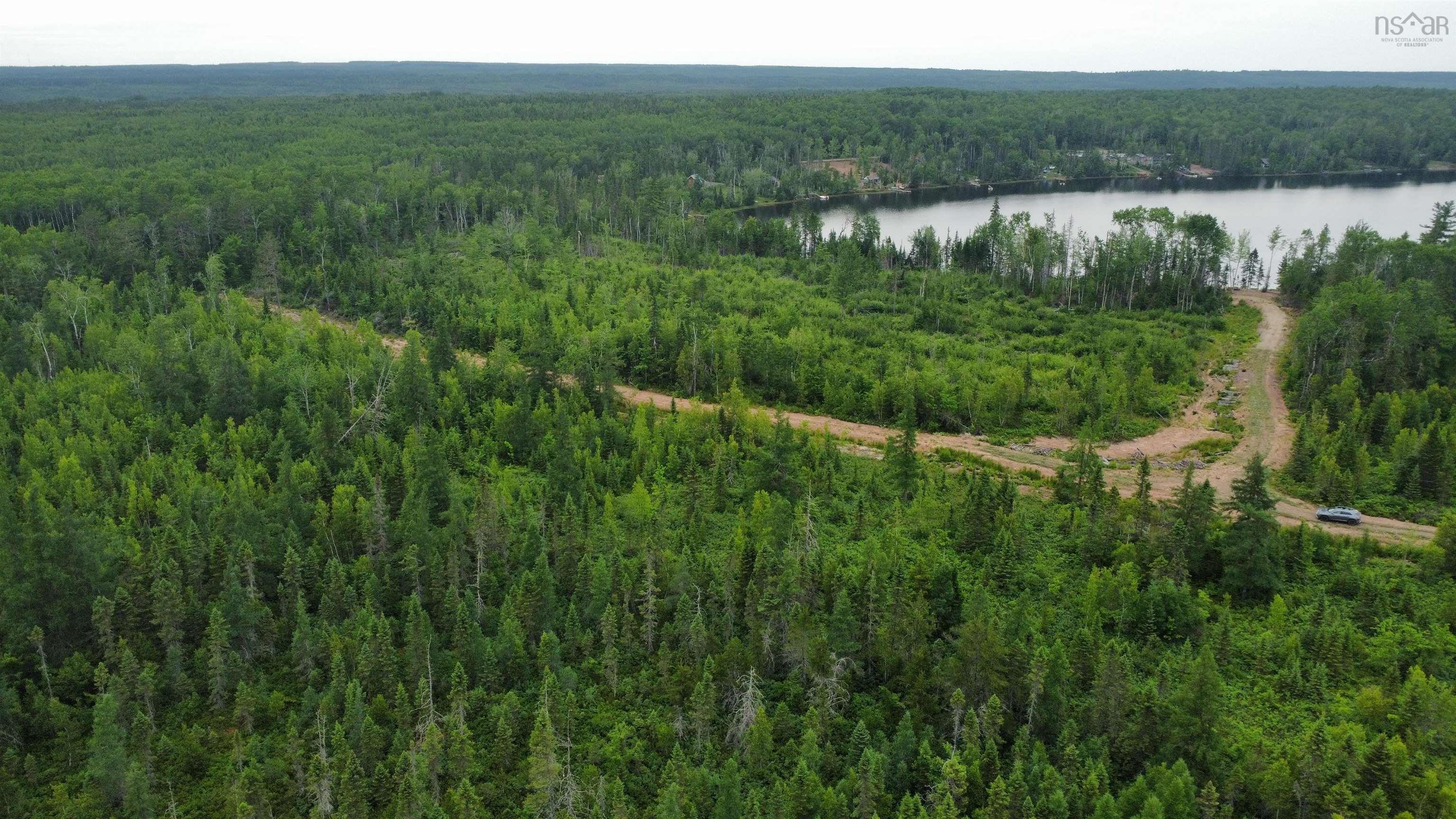 $79,900.00: 3 Black Lake, Glenville