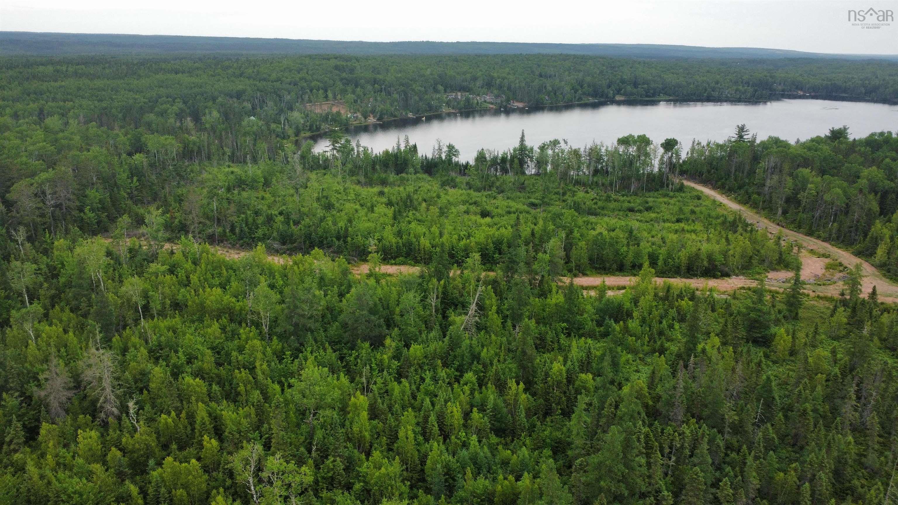 $79,900.00: 3 Black Lake, Glenville