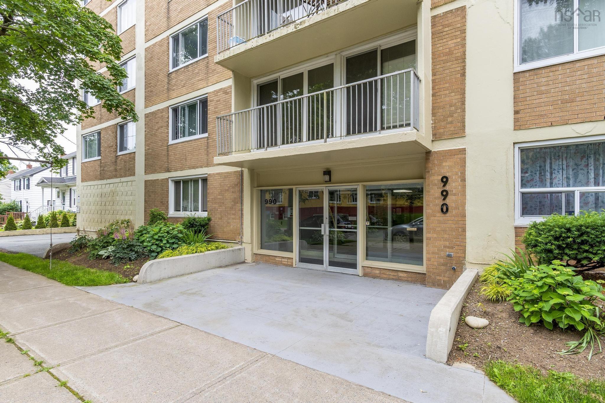 $319,900.00: 305 990 Mclean Street, Halifax