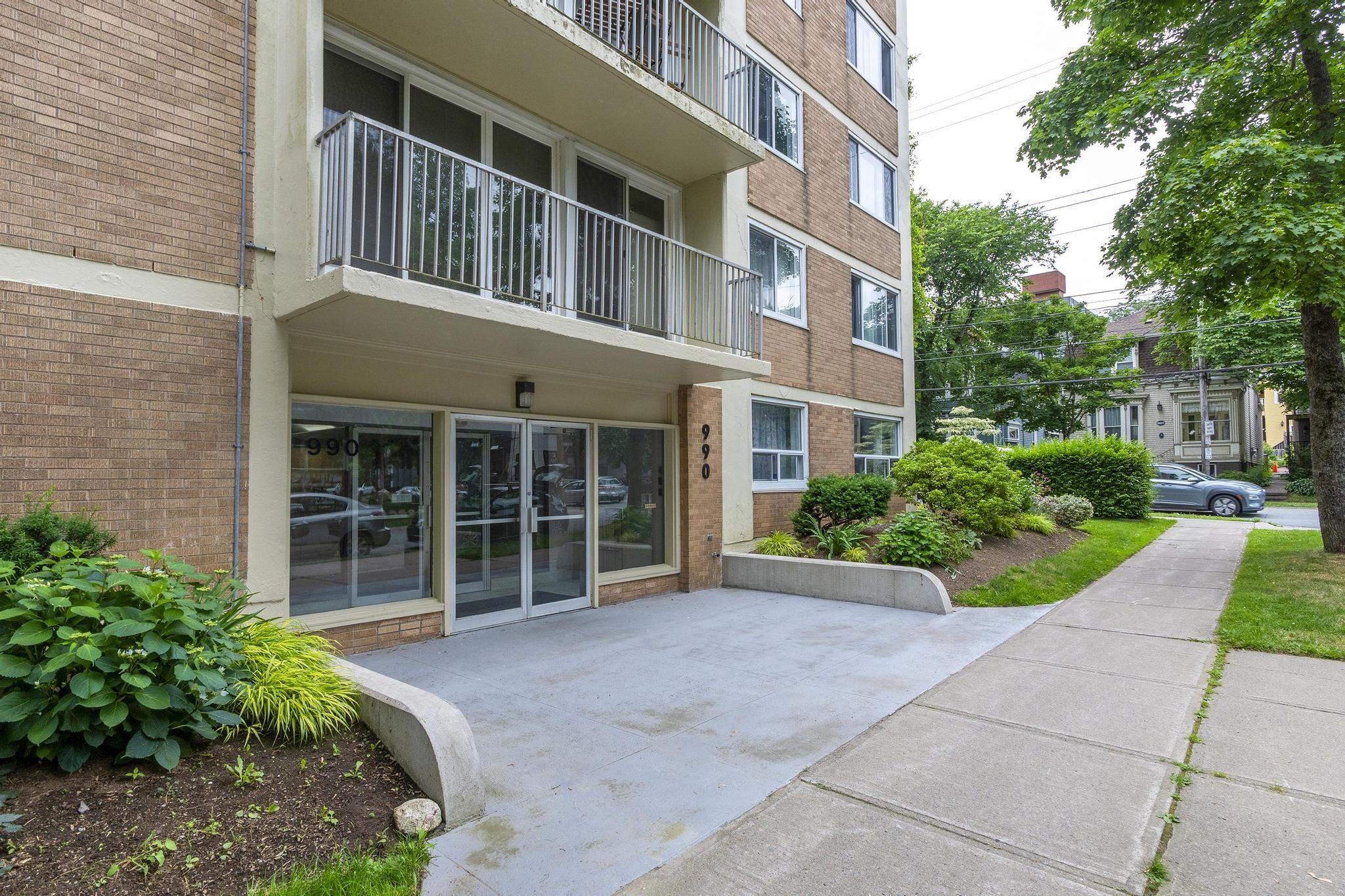 $319,900.00: 305 990 Mclean Street, Halifax