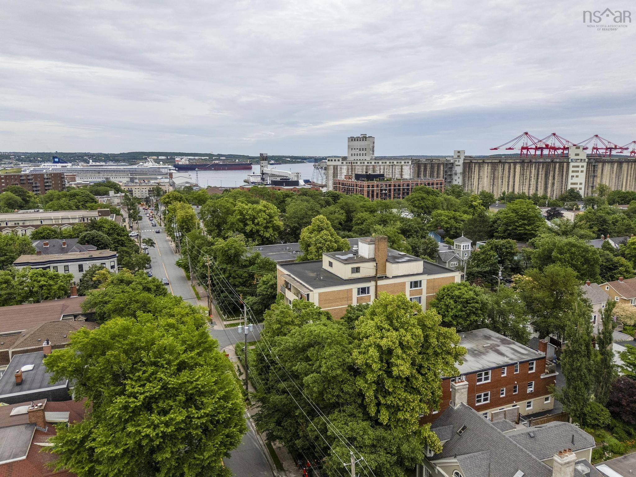 $319,900.00: 305 990 Mclean Street, Halifax