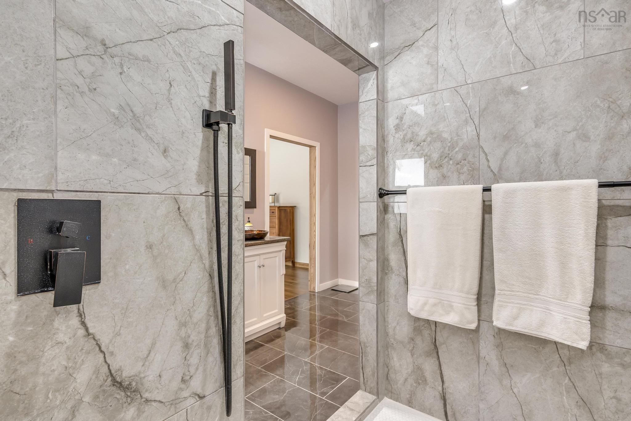 $725,000.00: 237 Inglisville Road, West Inglisville