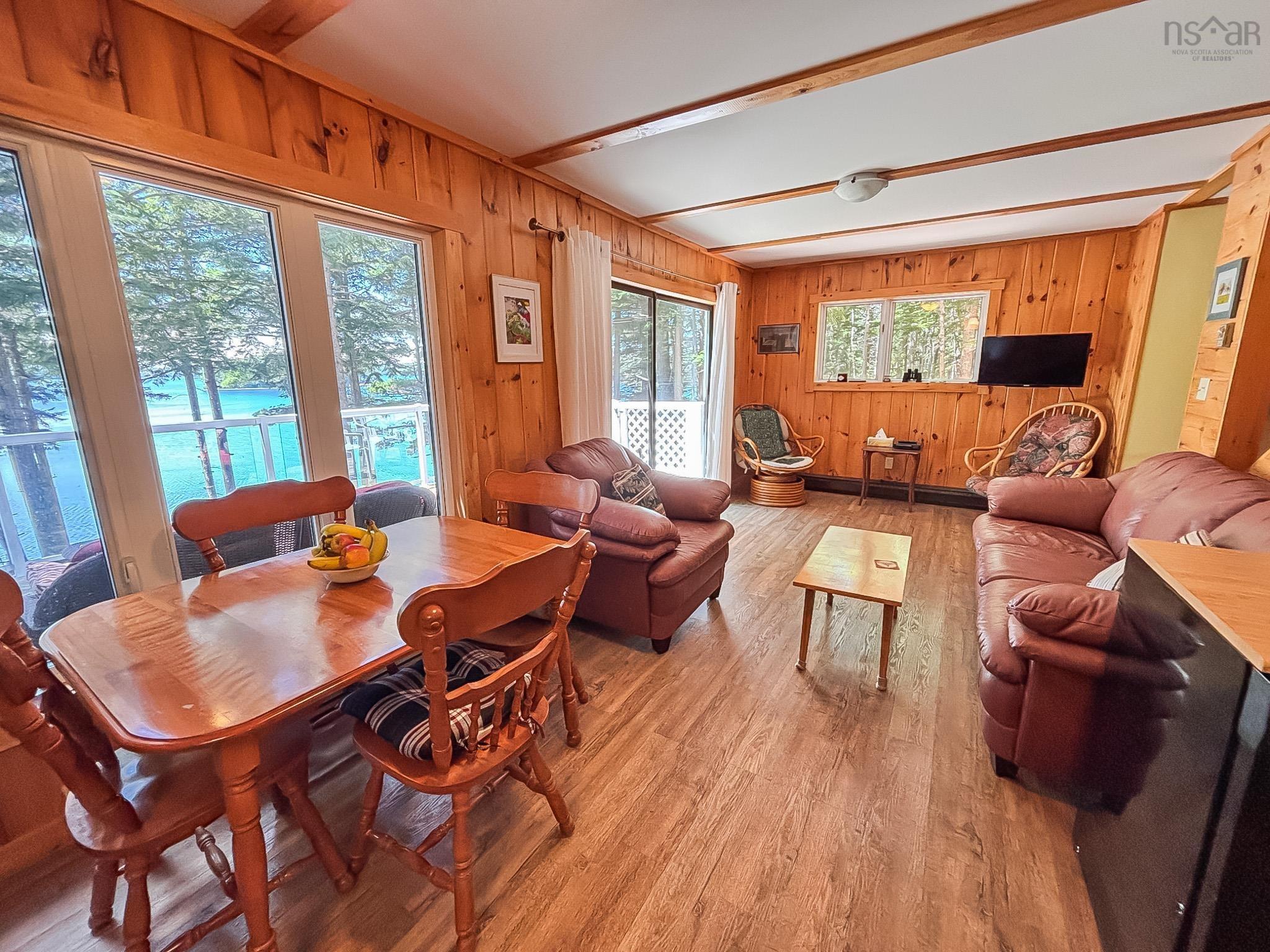 $399,900.00: 279 PARADISE COVE Road, Middle New Cornwall