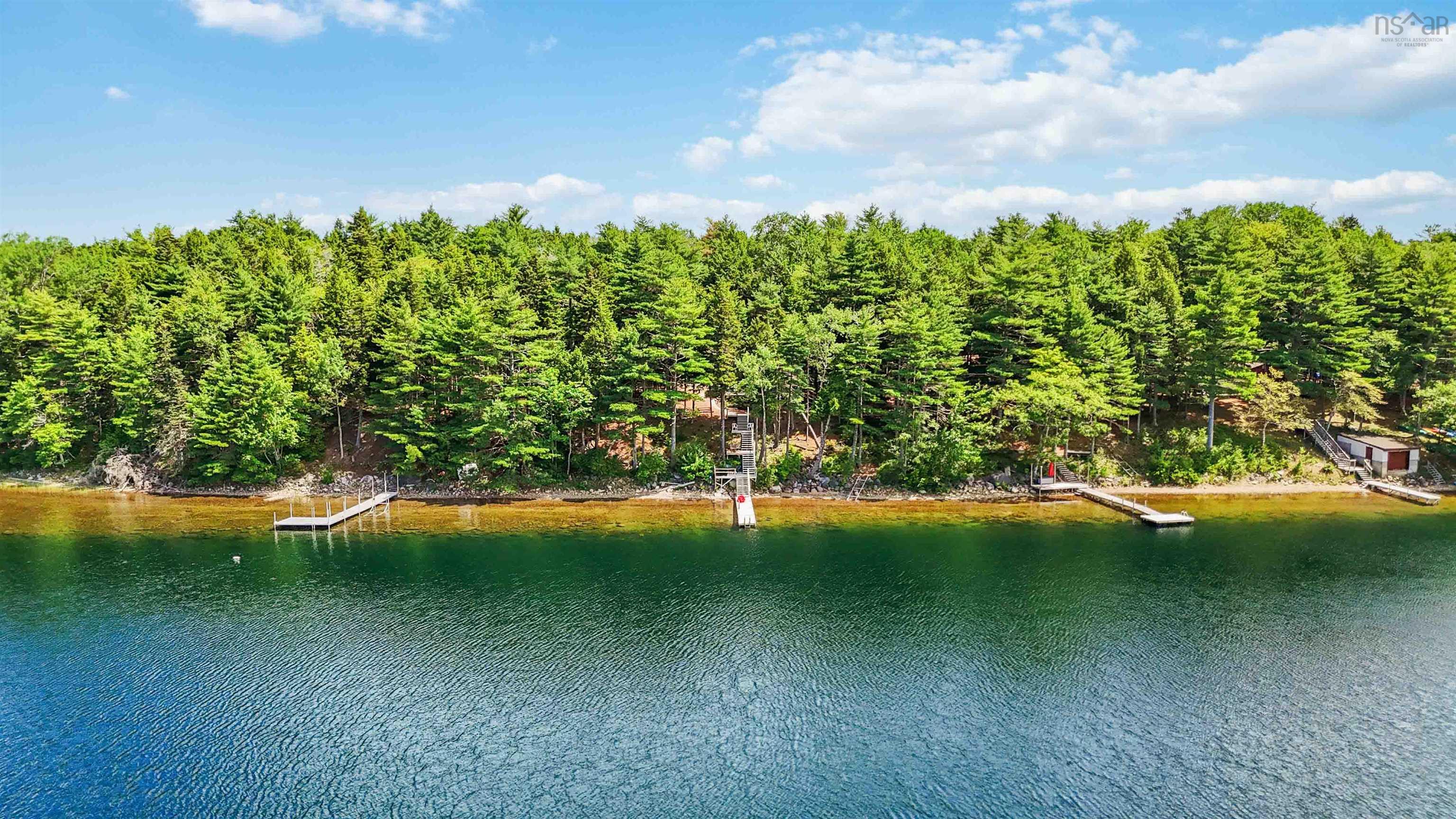 $399,900.00: 279 PARADISE COVE Road, Middle New Cornwall