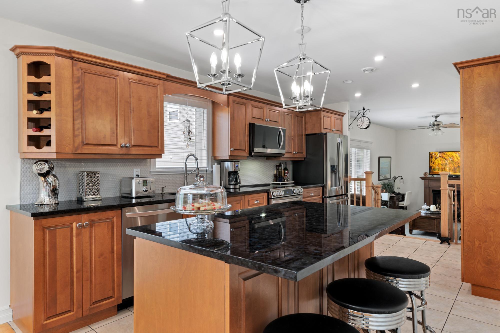 $635,000.00: 16 Esh Lane, Eastern Passage