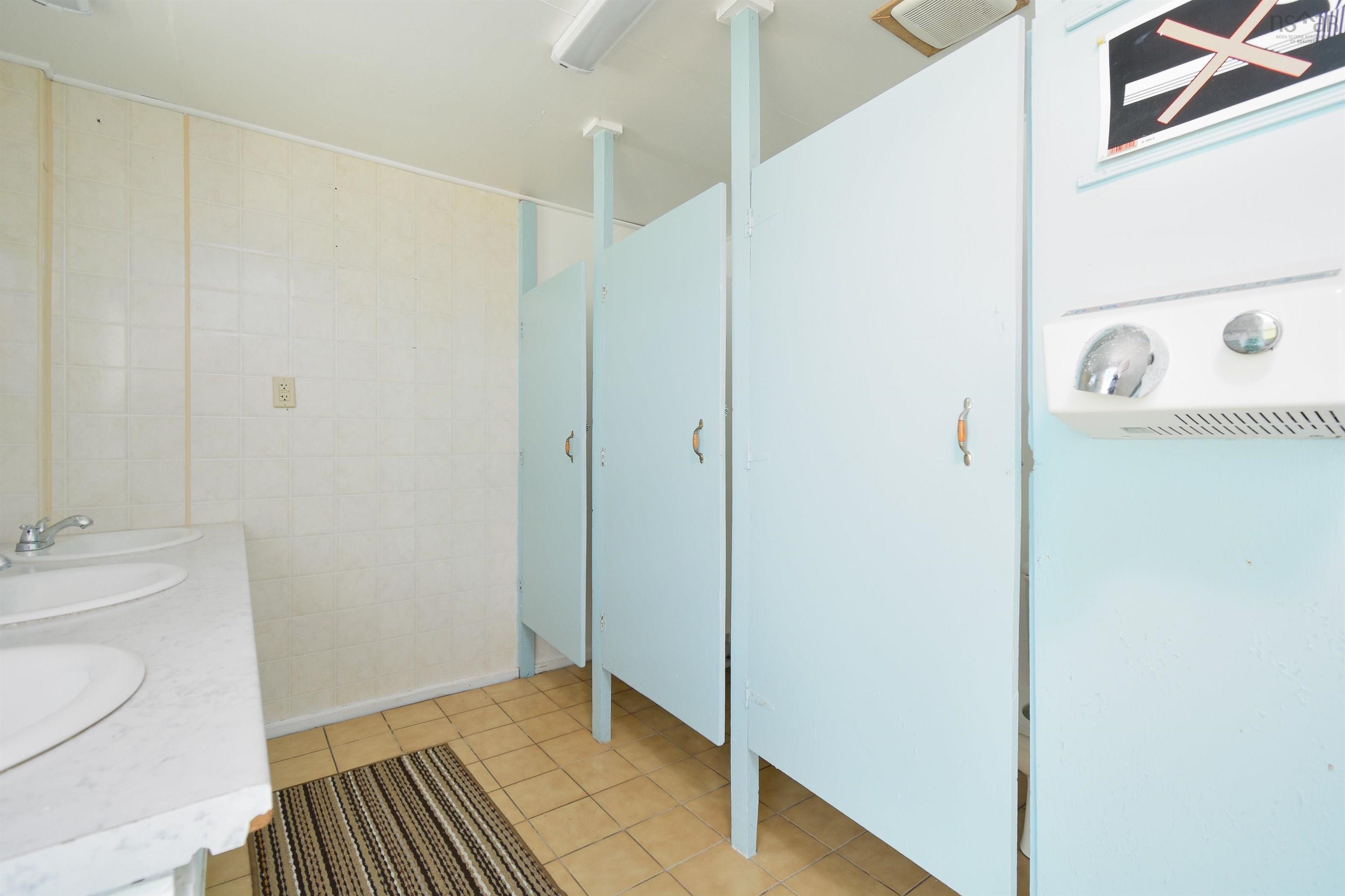 $1,200,000.00: 8885 Highway 105, Baddeck Inlet