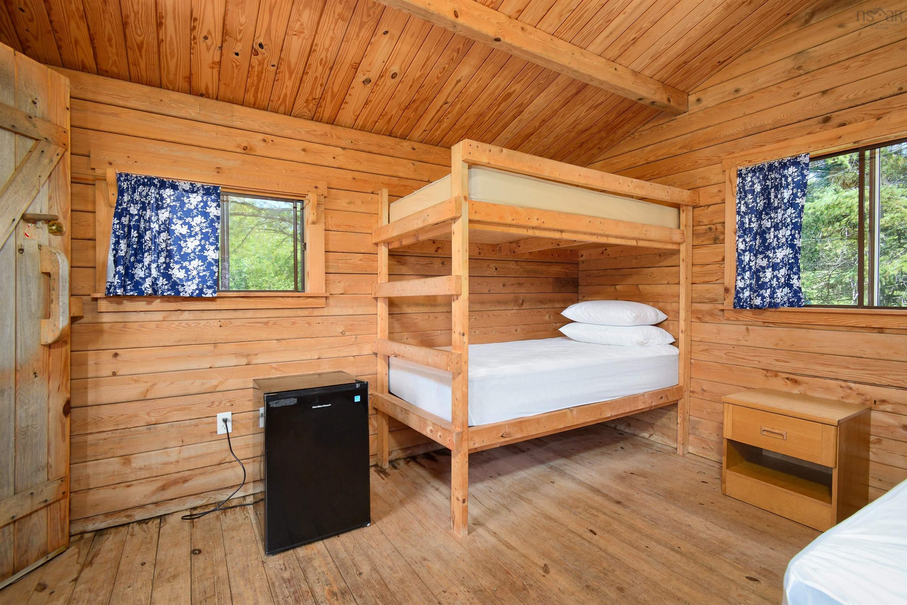 $1,200,000.00: 8885 Highway 105, Baddeck Inlet