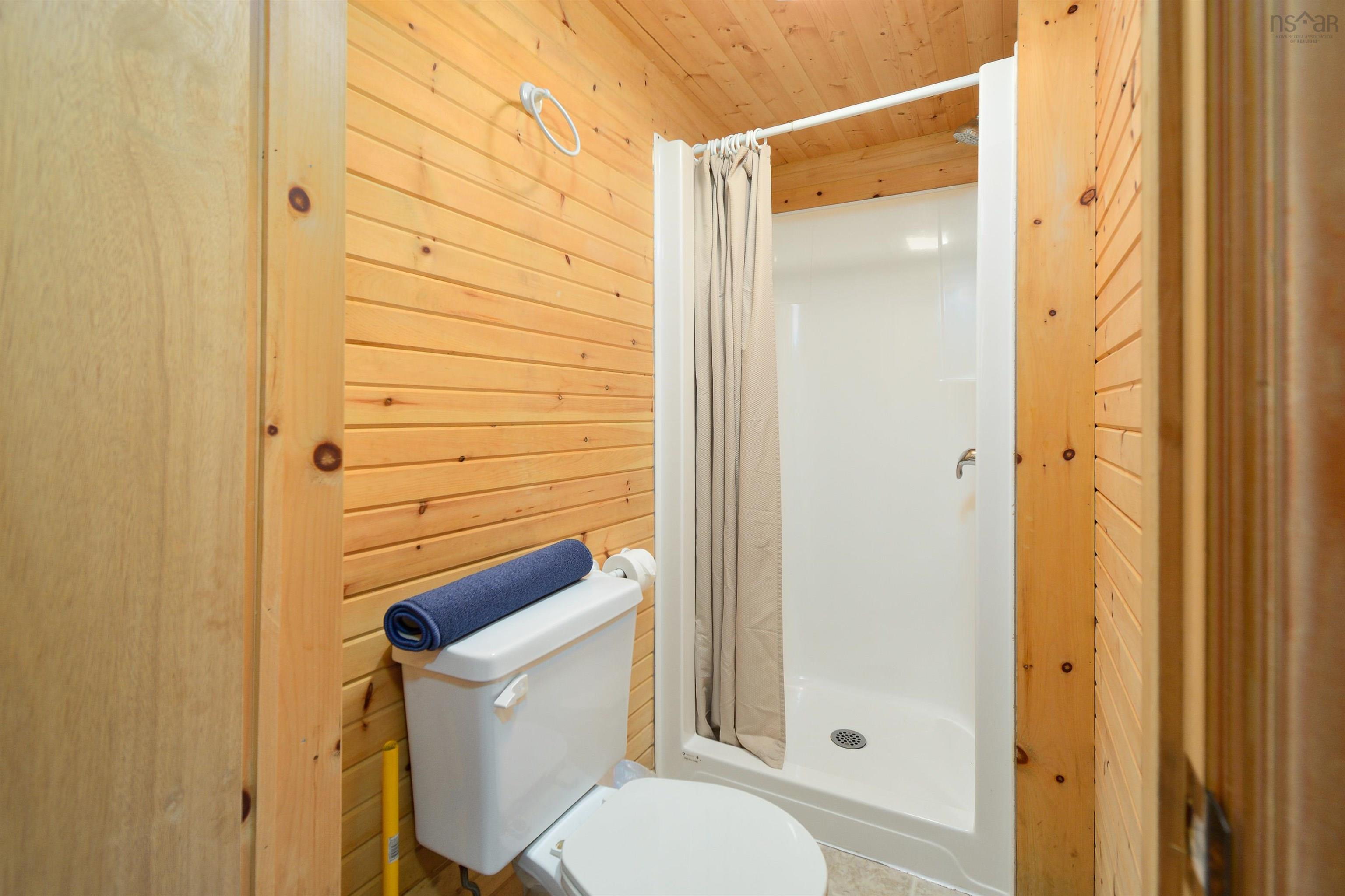 $1,200,000.00: 8885 Highway 105, Baddeck Inlet