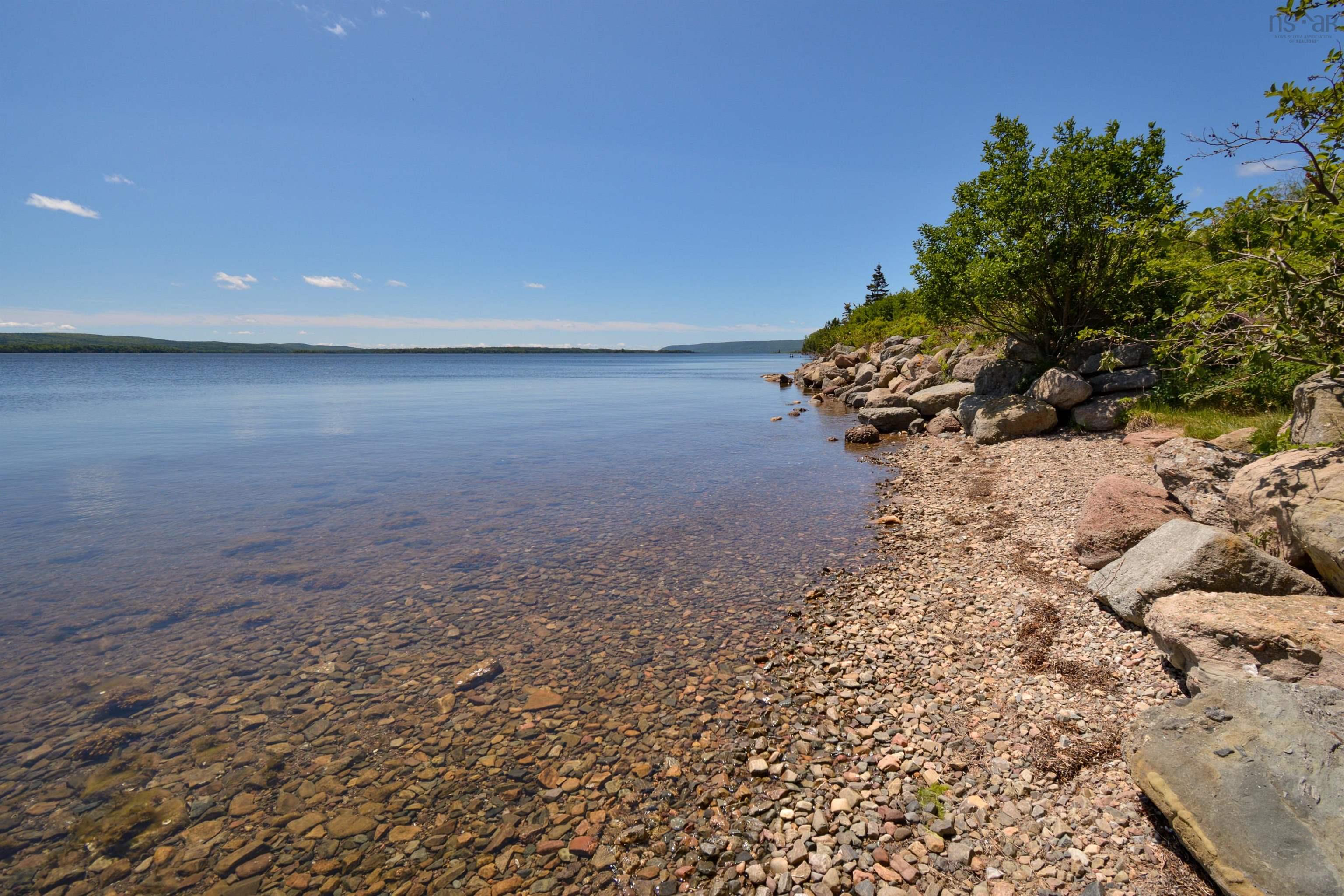 $1,200,000.00: 8885 Highway 105, Baddeck Inlet