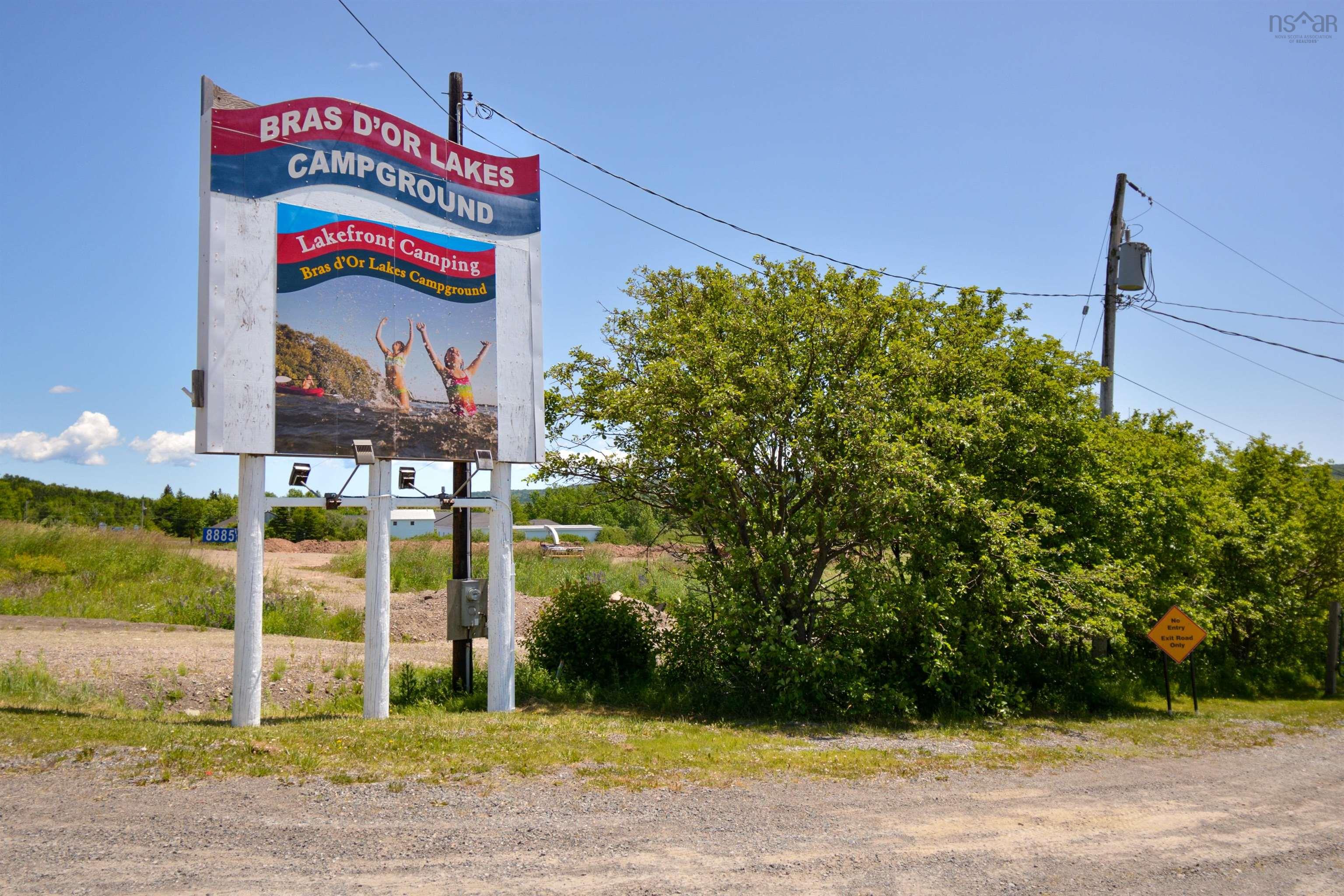 $1,200,000.00: 8885 Highway 105, Baddeck Inlet