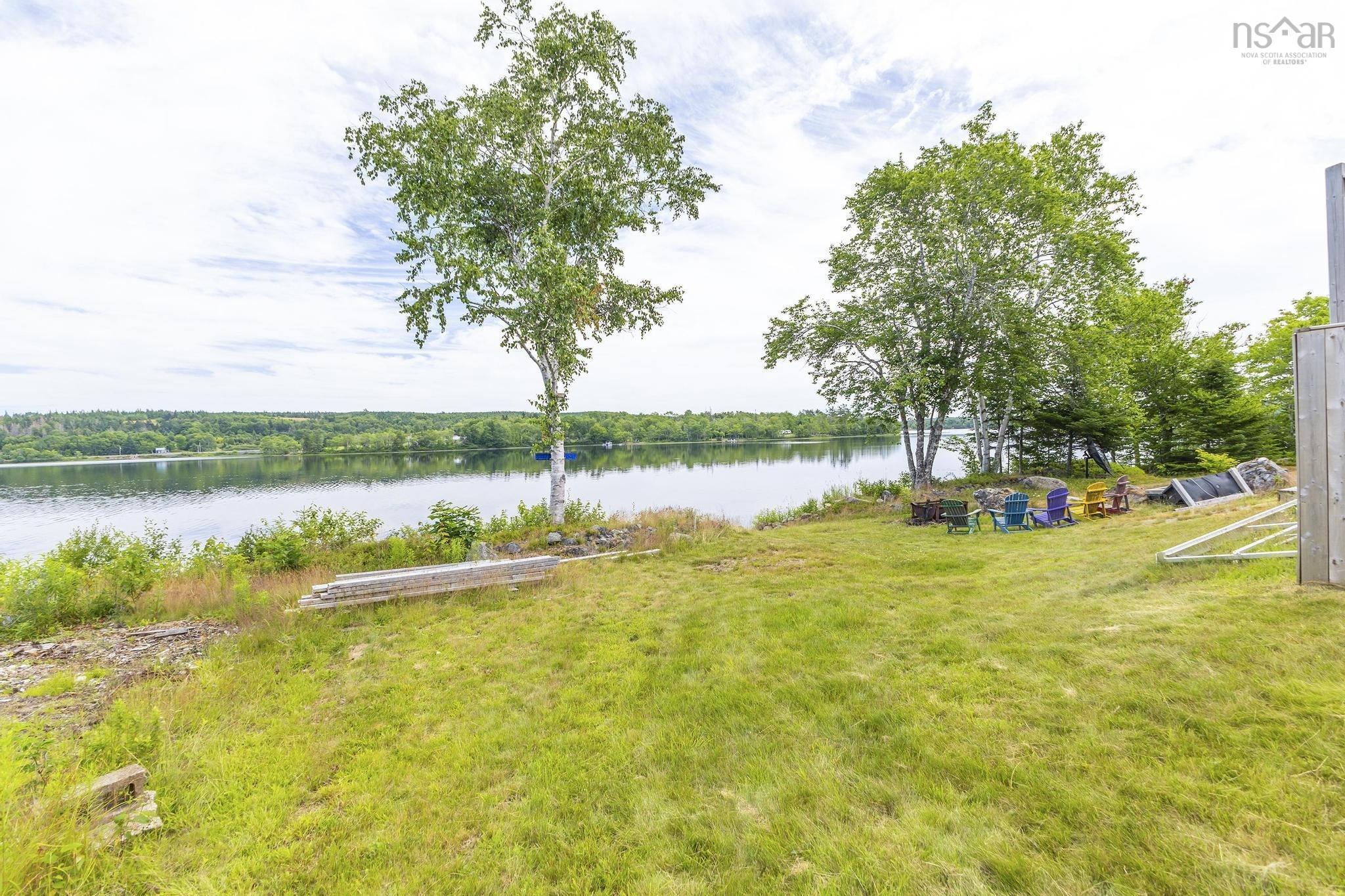 $199,900.00: 18 Fenwick Rd, Eden Lake