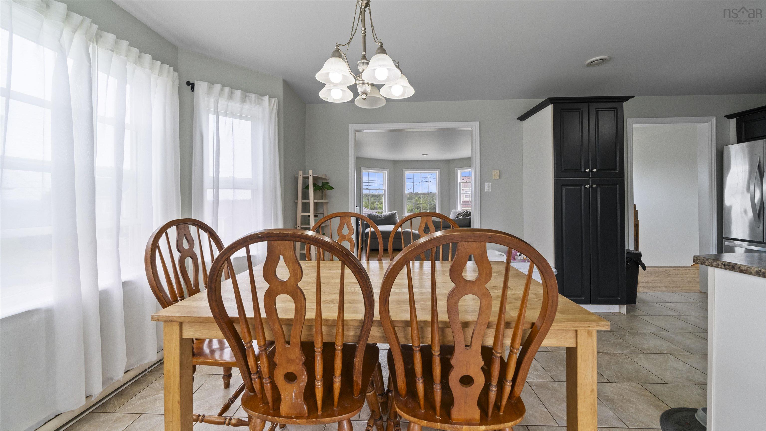 $374,900.00: 18 Coburg Crescent, Truro