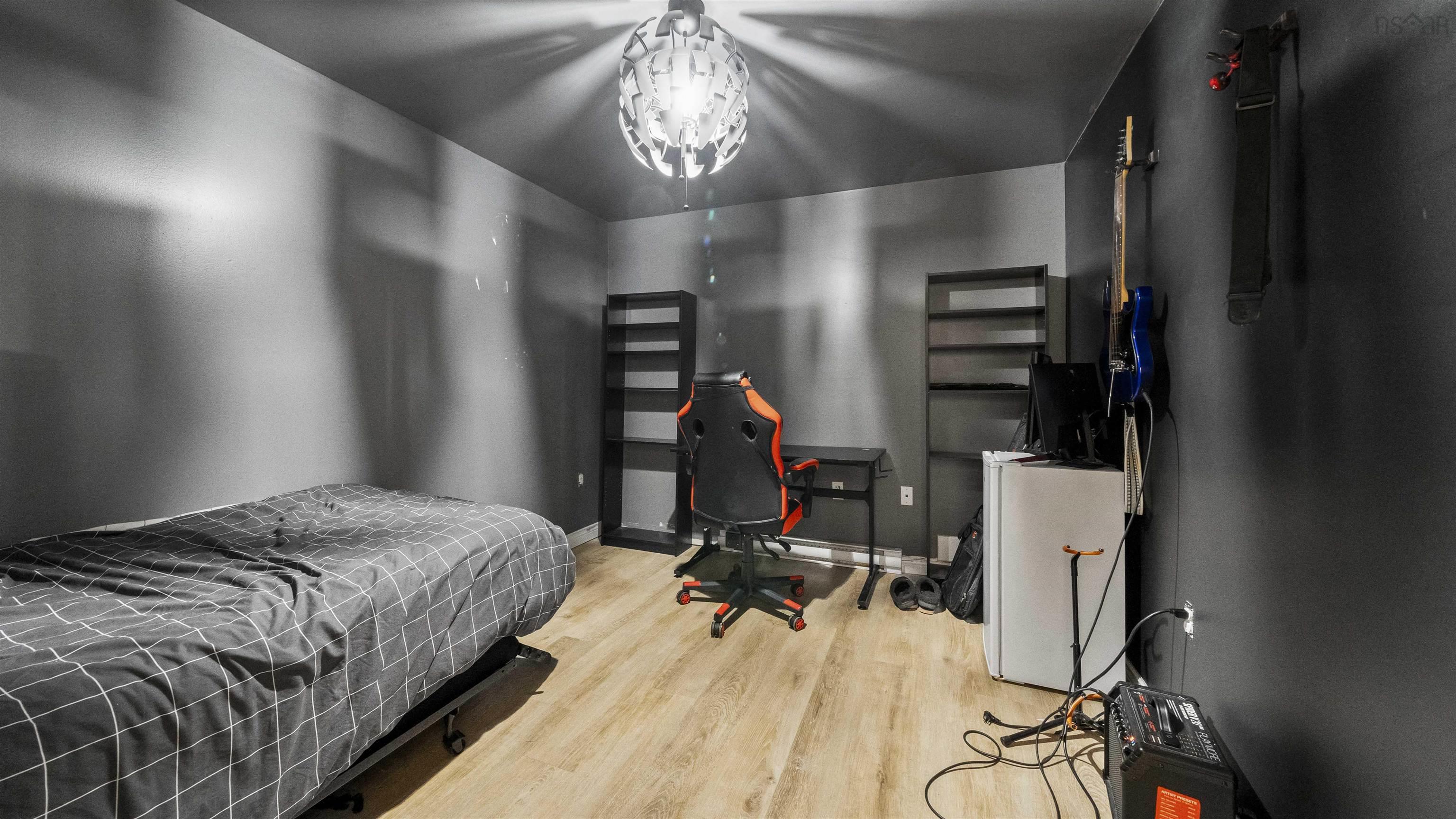 $374,900.00: 18 Coburg Crescent, Truro