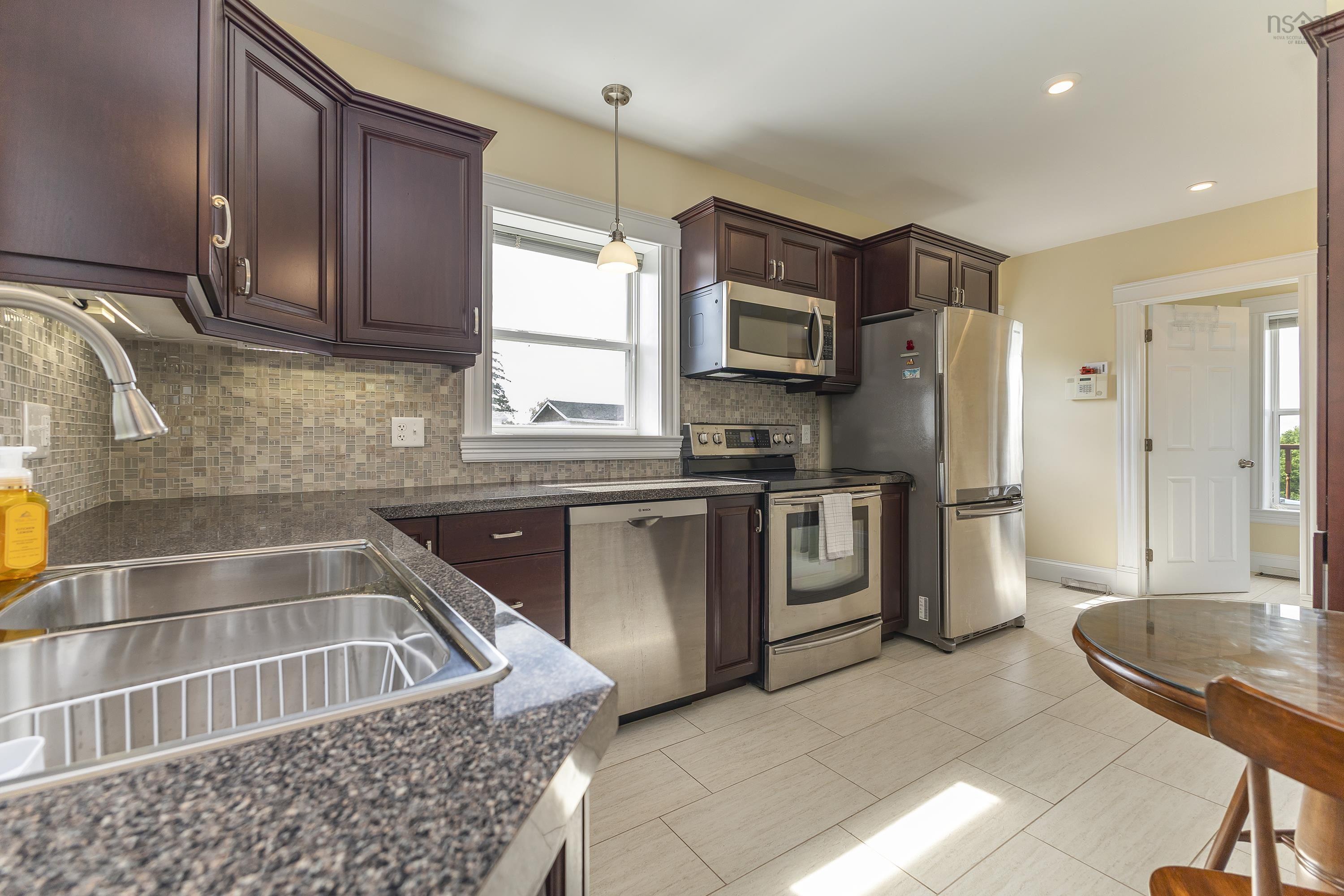 $300,000.00: 591 Lorne Street, New Glasgow