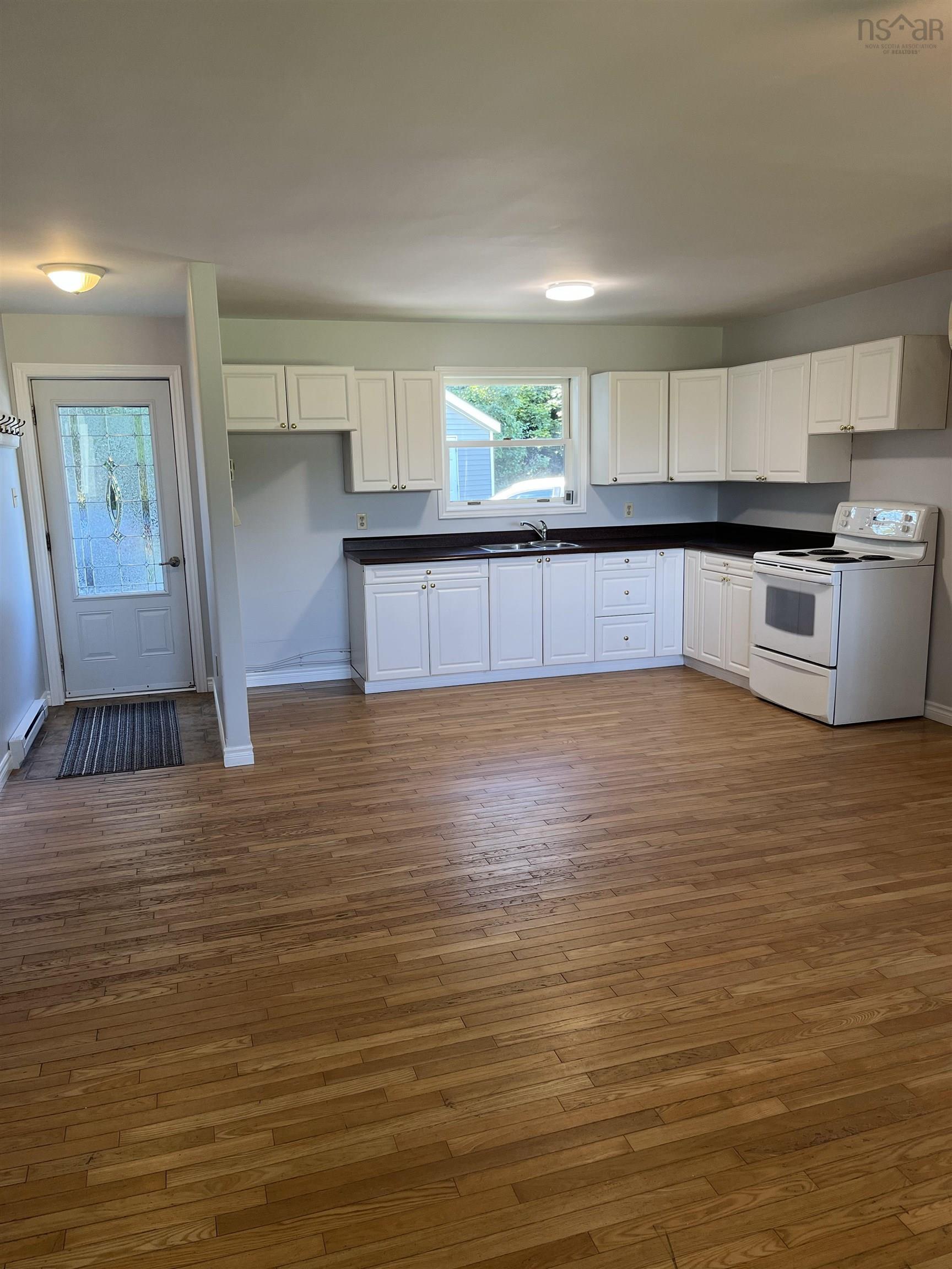 $299,900.00: 2431 Highway 376, Lyons Brook