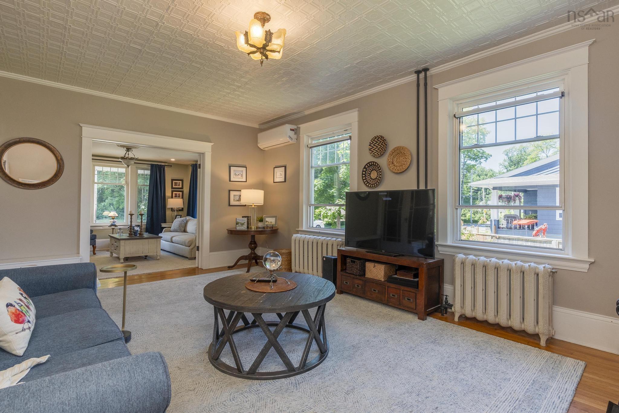 $769,900.00: 57 Alexandra Avenue, Bridgewater