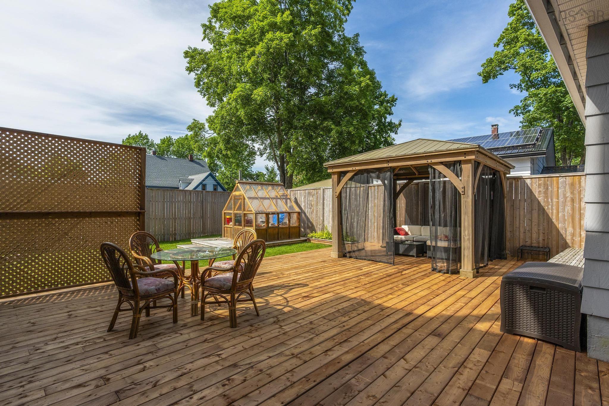 $769,900.00: 57 Alexandra Avenue, Bridgewater