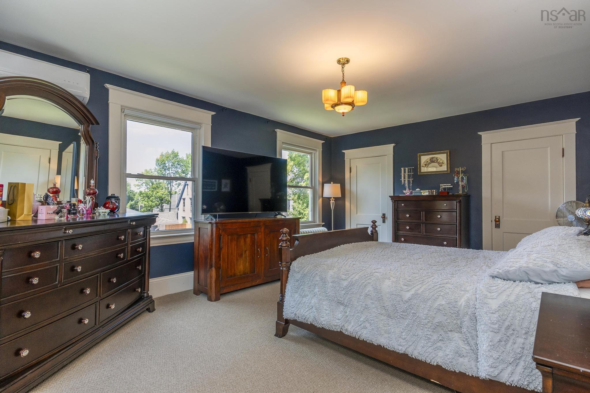 $769,900.00: 57 Alexandra Avenue, Bridgewater