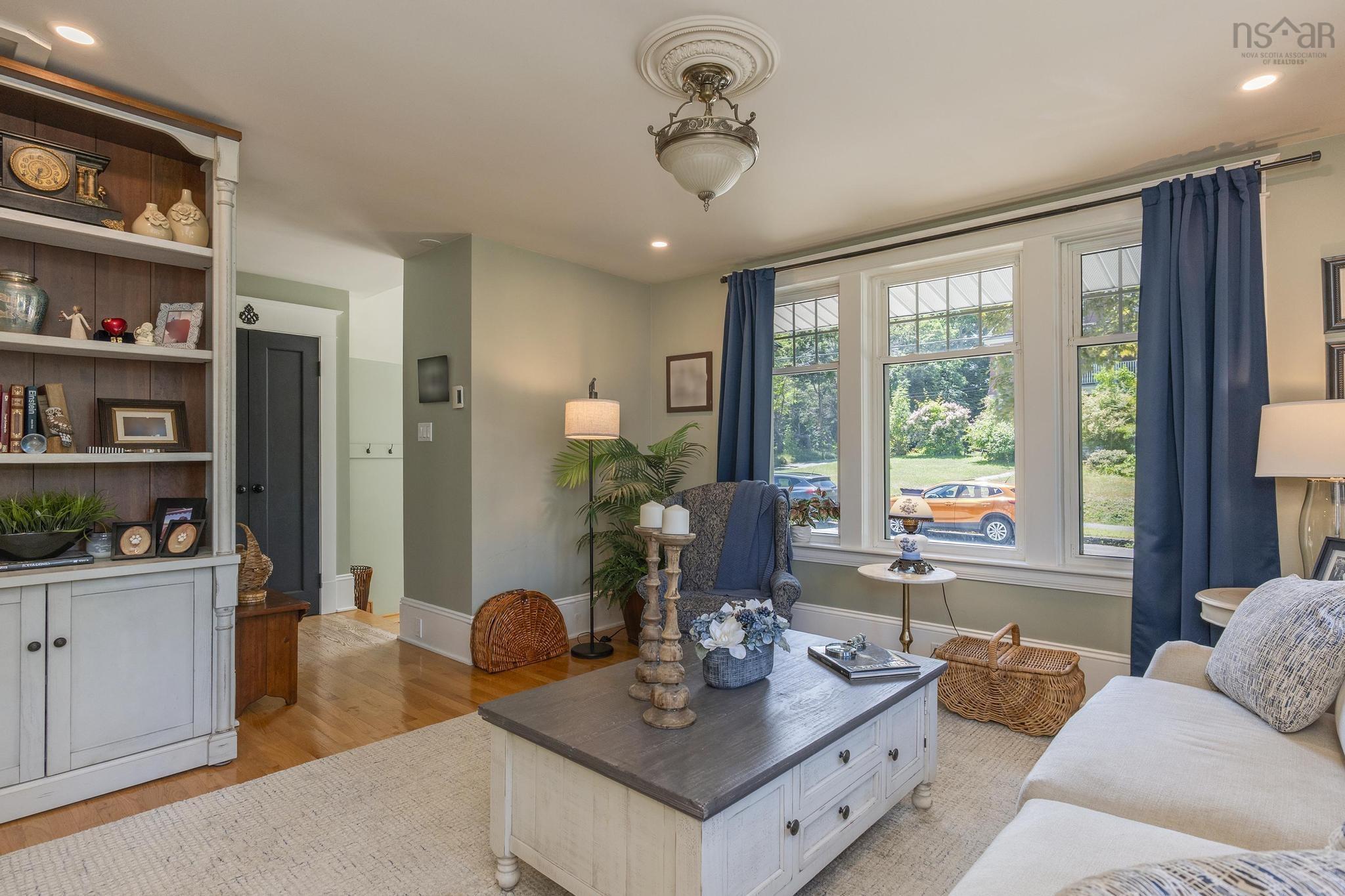 $769,900.00: 57 Alexandra Avenue, Bridgewater