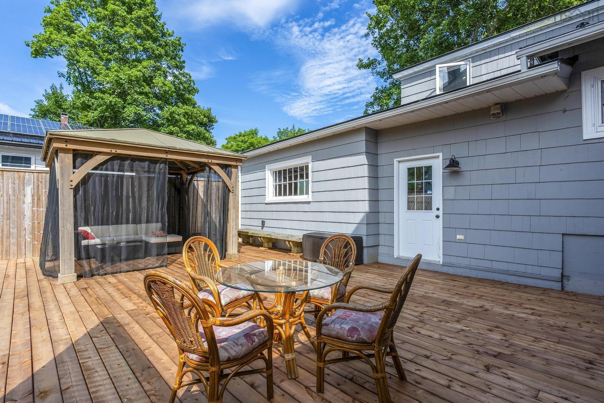 $769,900.00: 57 Alexandra Avenue, Bridgewater