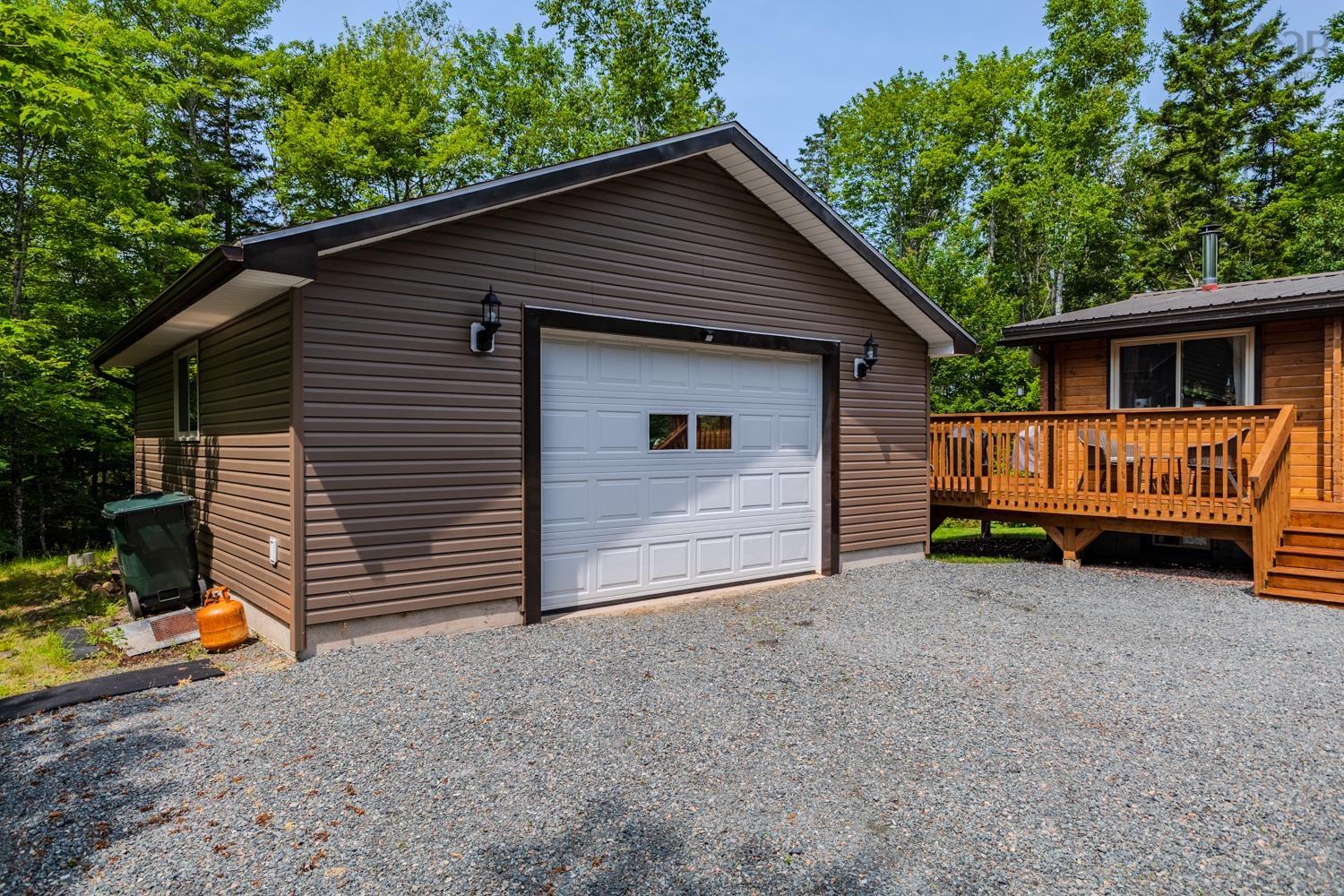 $475,000.00: 293 Greg Rd, Greenfield