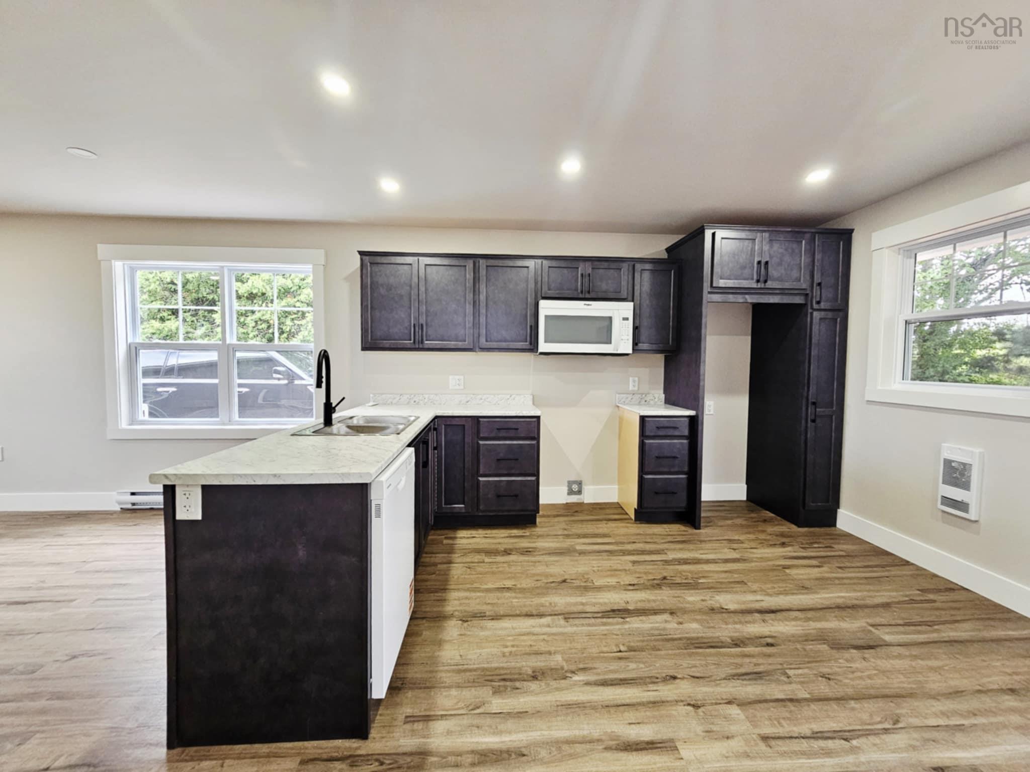 $299,500.00: 13187 Highway 2, Central Onslow