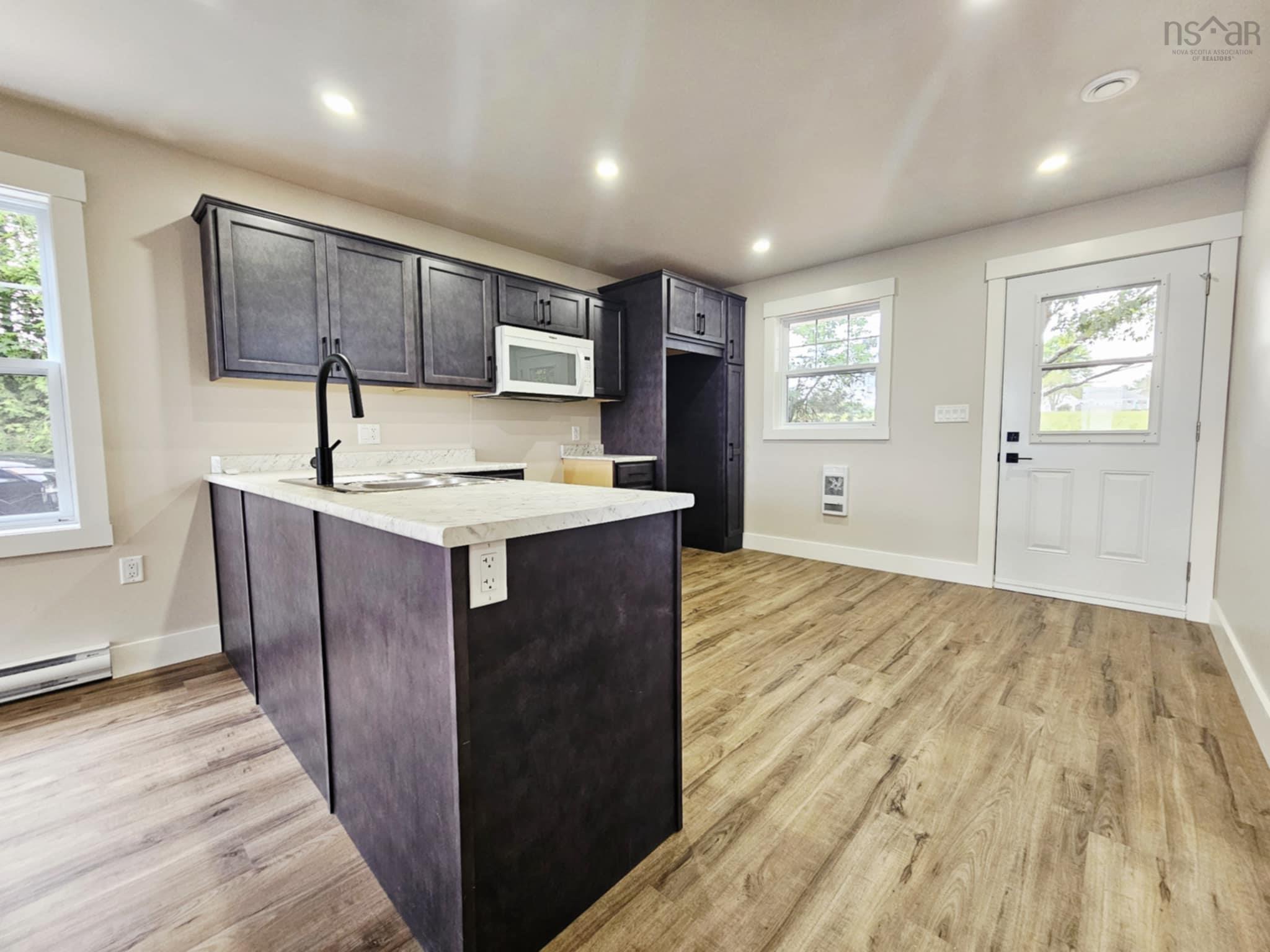 $299,500.00: 13187 Highway 2, Central Onslow