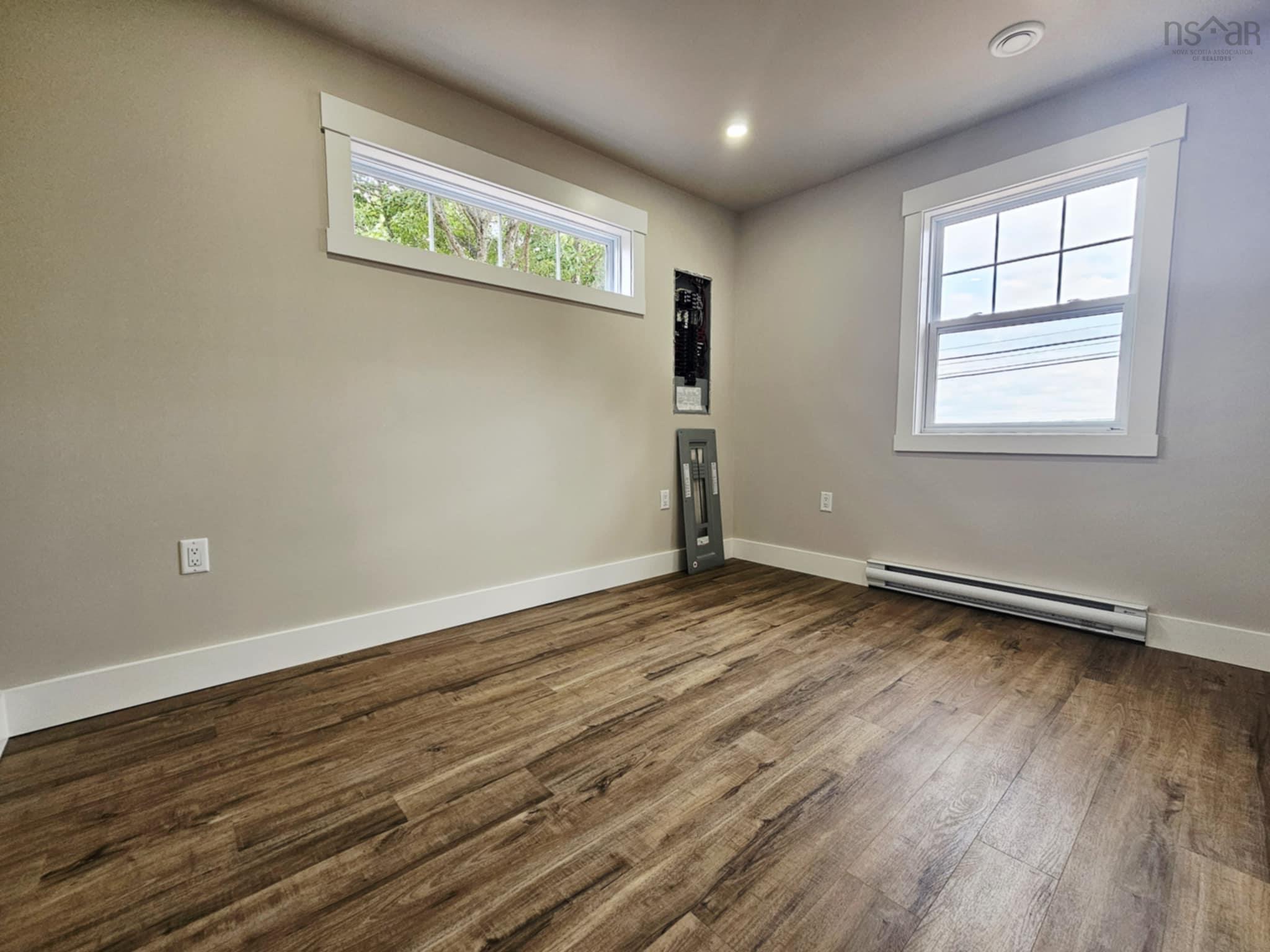 $299,500.00: 13187 Highway 2, Central Onslow