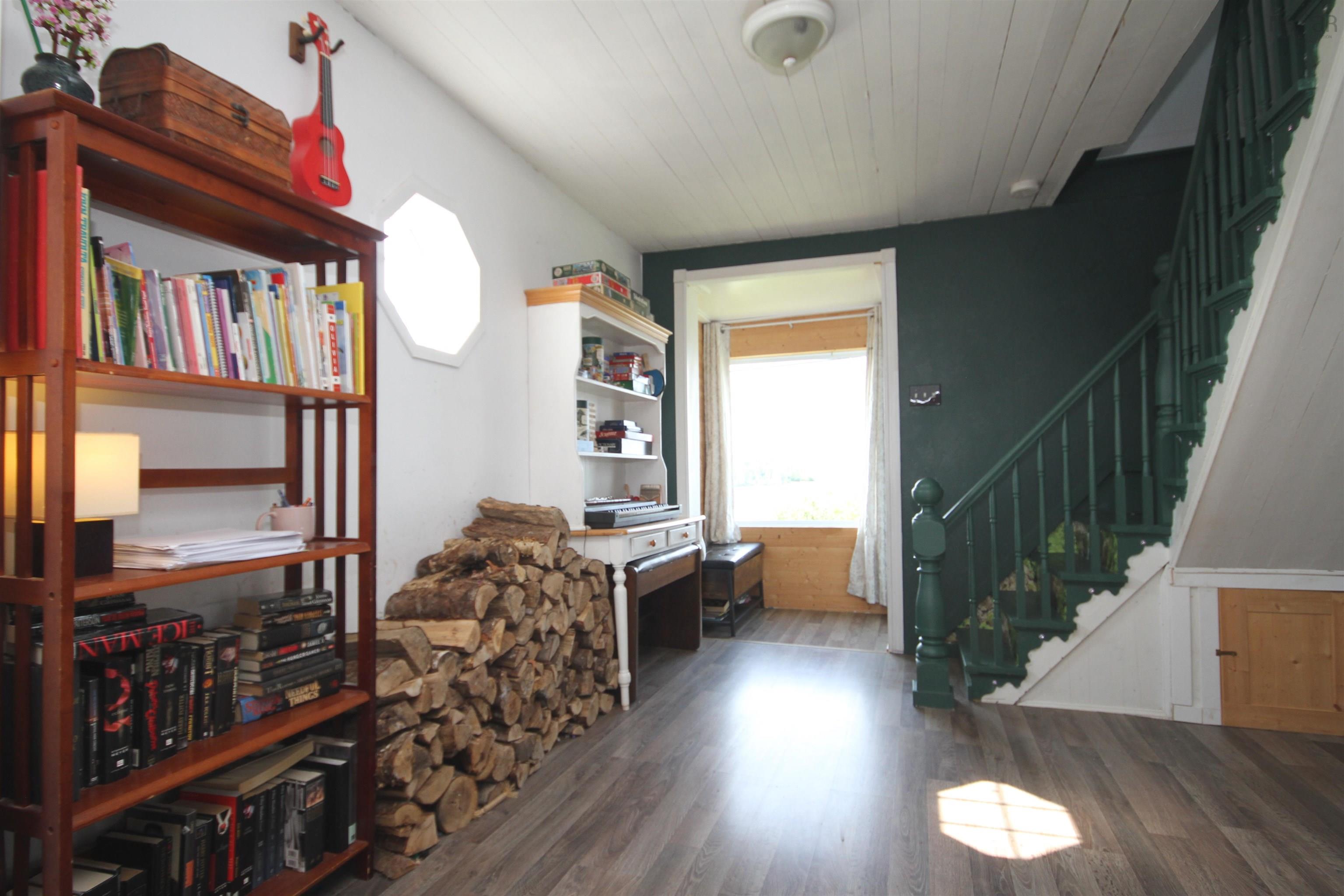 $165,000.00: 2804 Highway 320, Poulamon