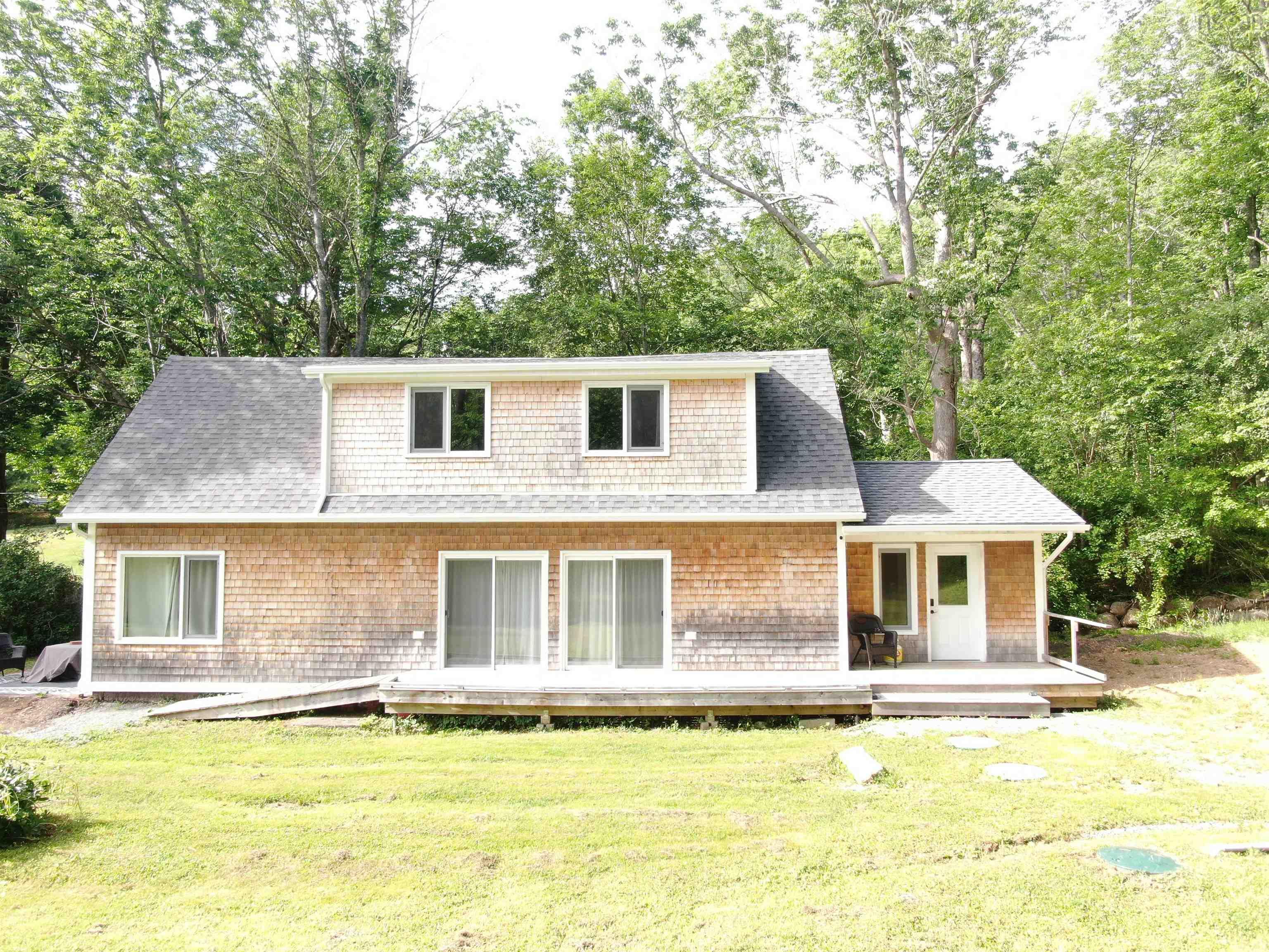 $399,900.00: 6560 Highway 332, Upper Lahave