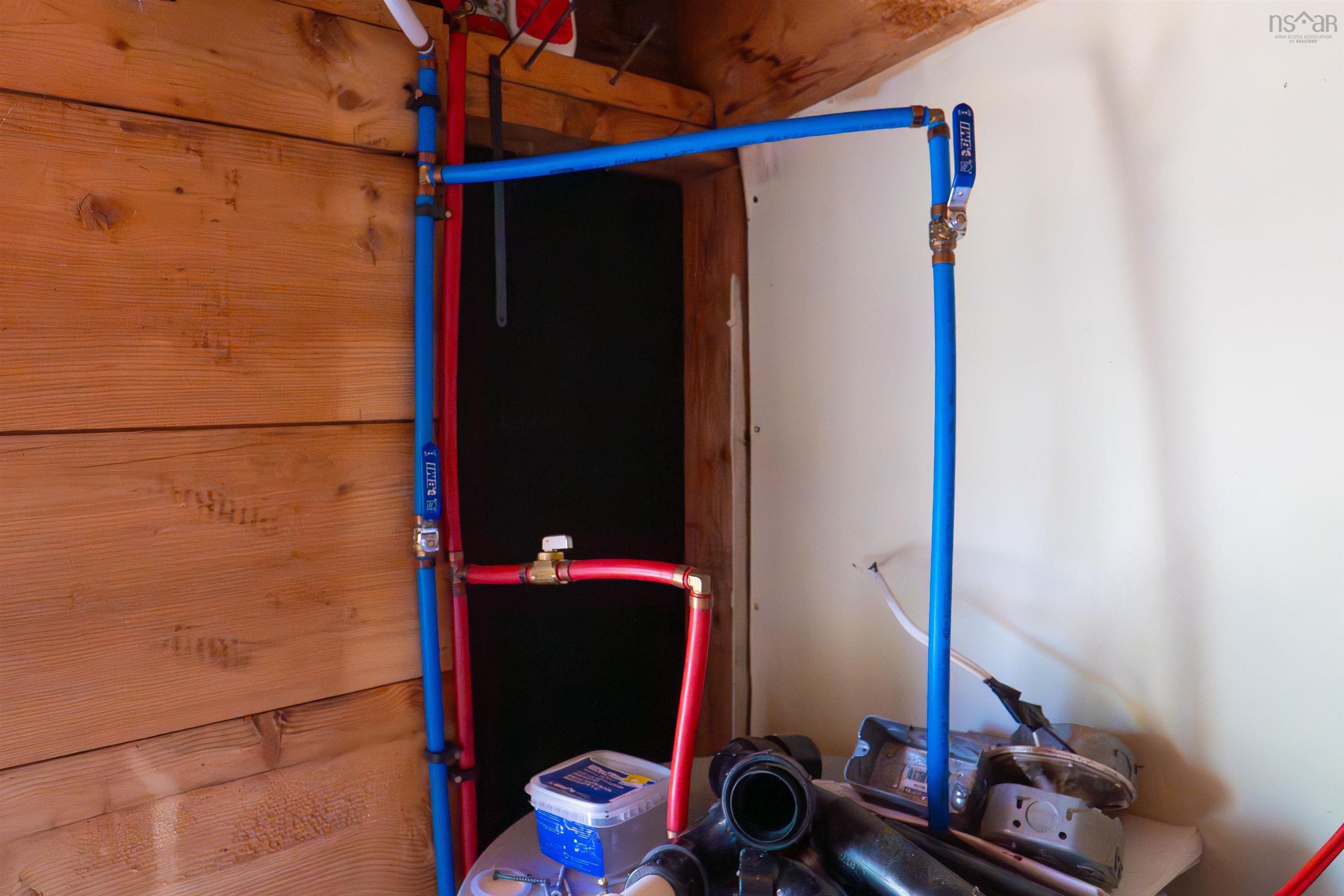 $295,900.00: 1286 Elderkin Road, Apple River