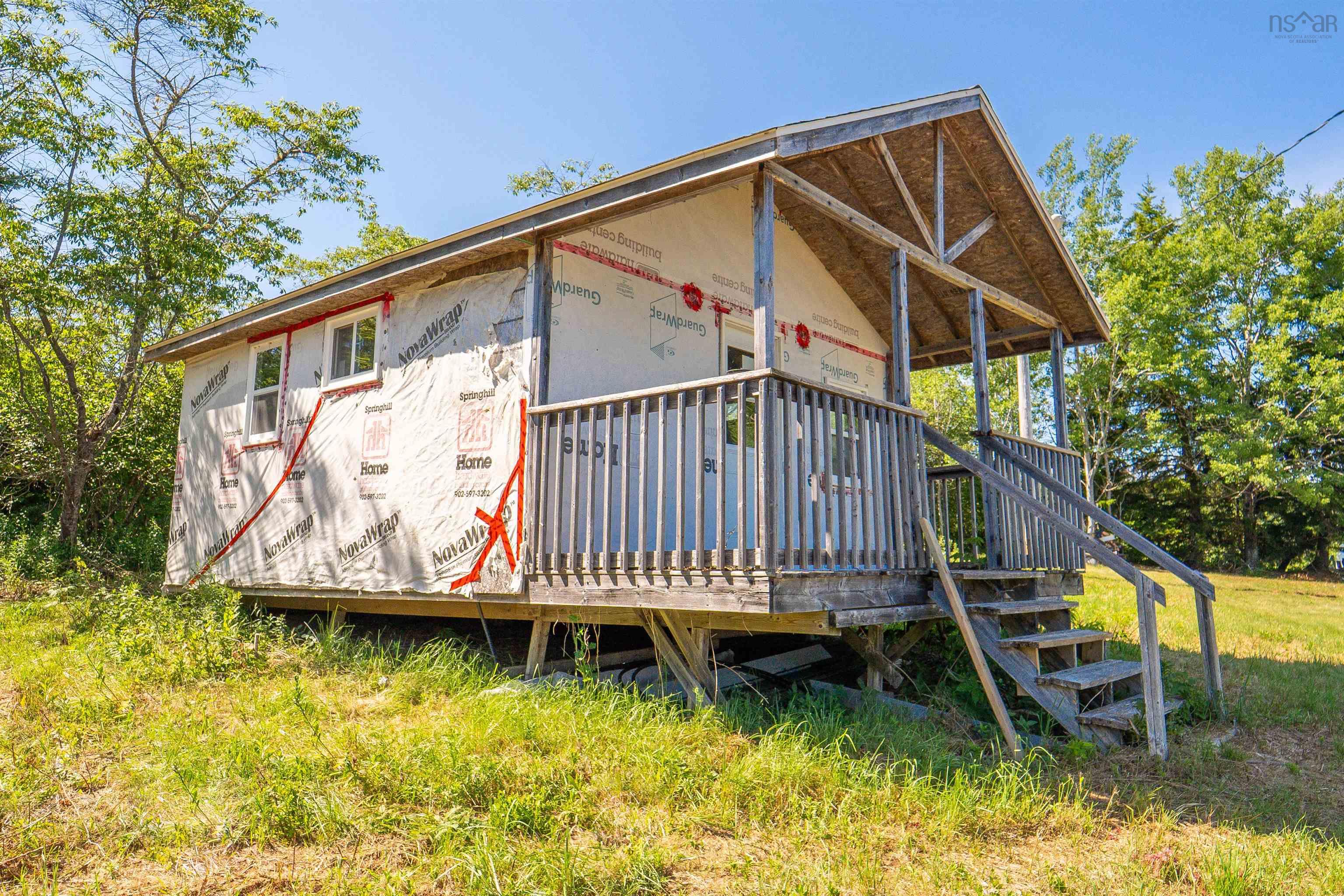 $295,900.00: 1286 Elderkin Road, Apple River