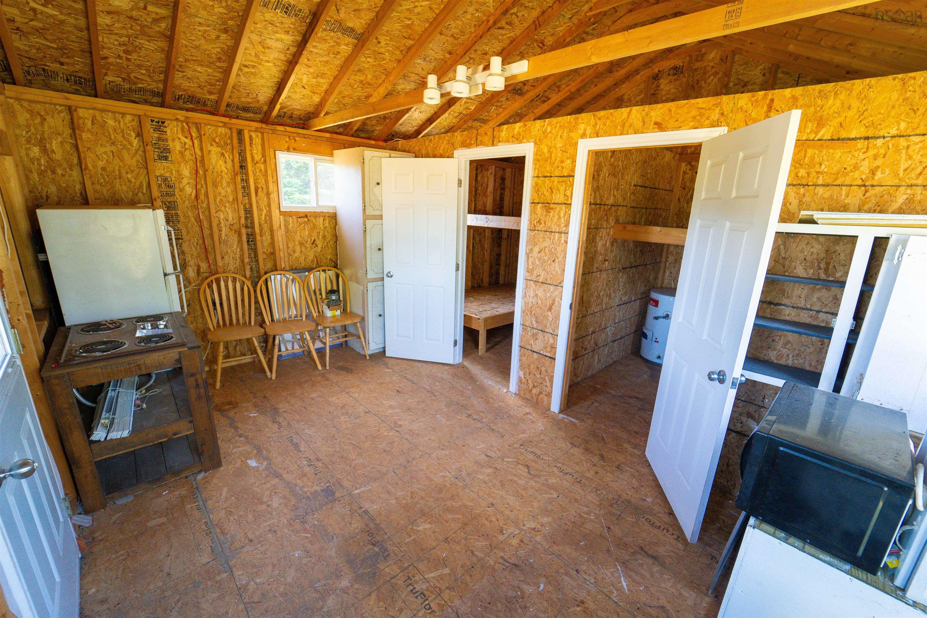 $295,900.00: 1286 Elderkin Road, Apple River