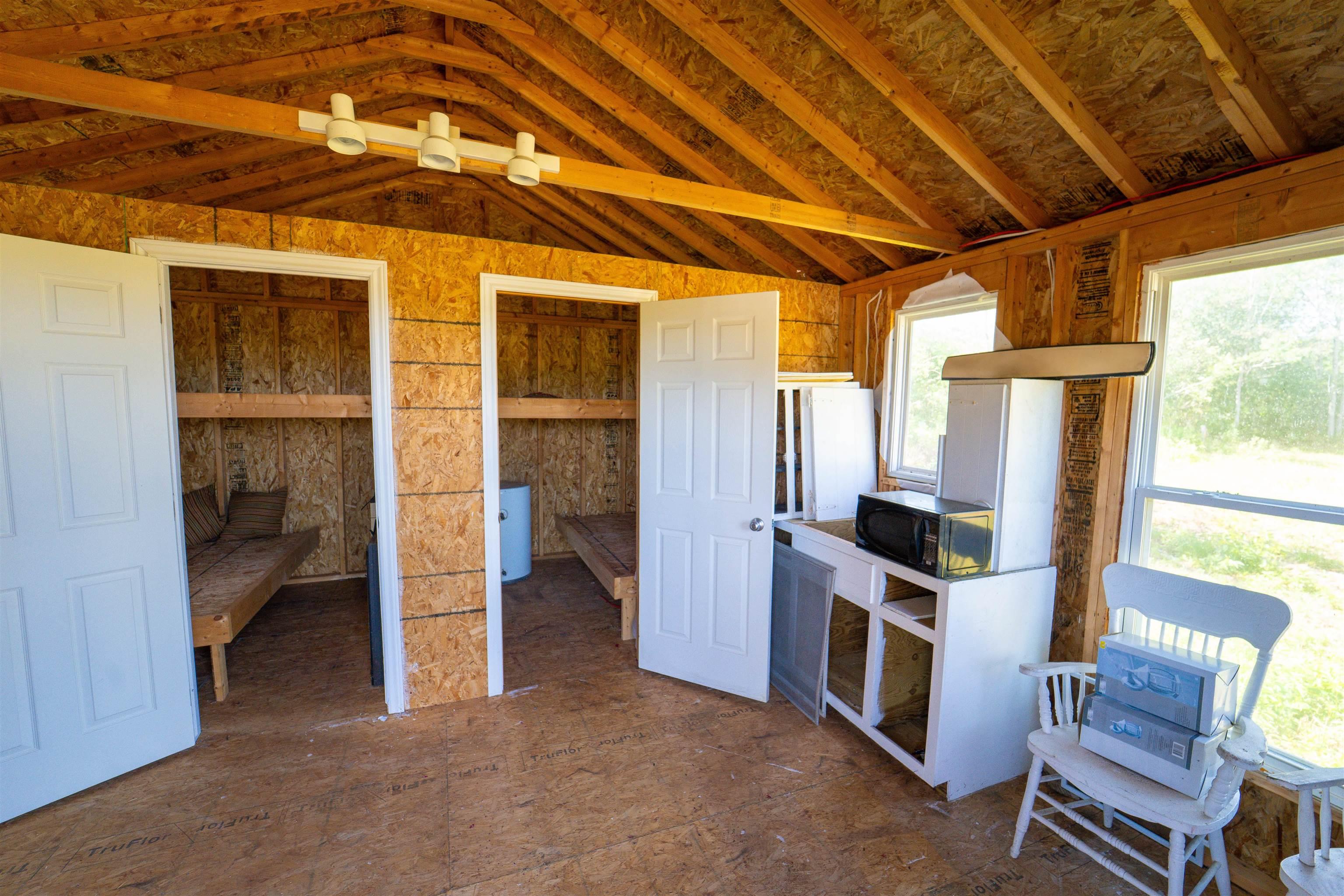 $295,900.00: 1286 Elderkin Road, Apple River