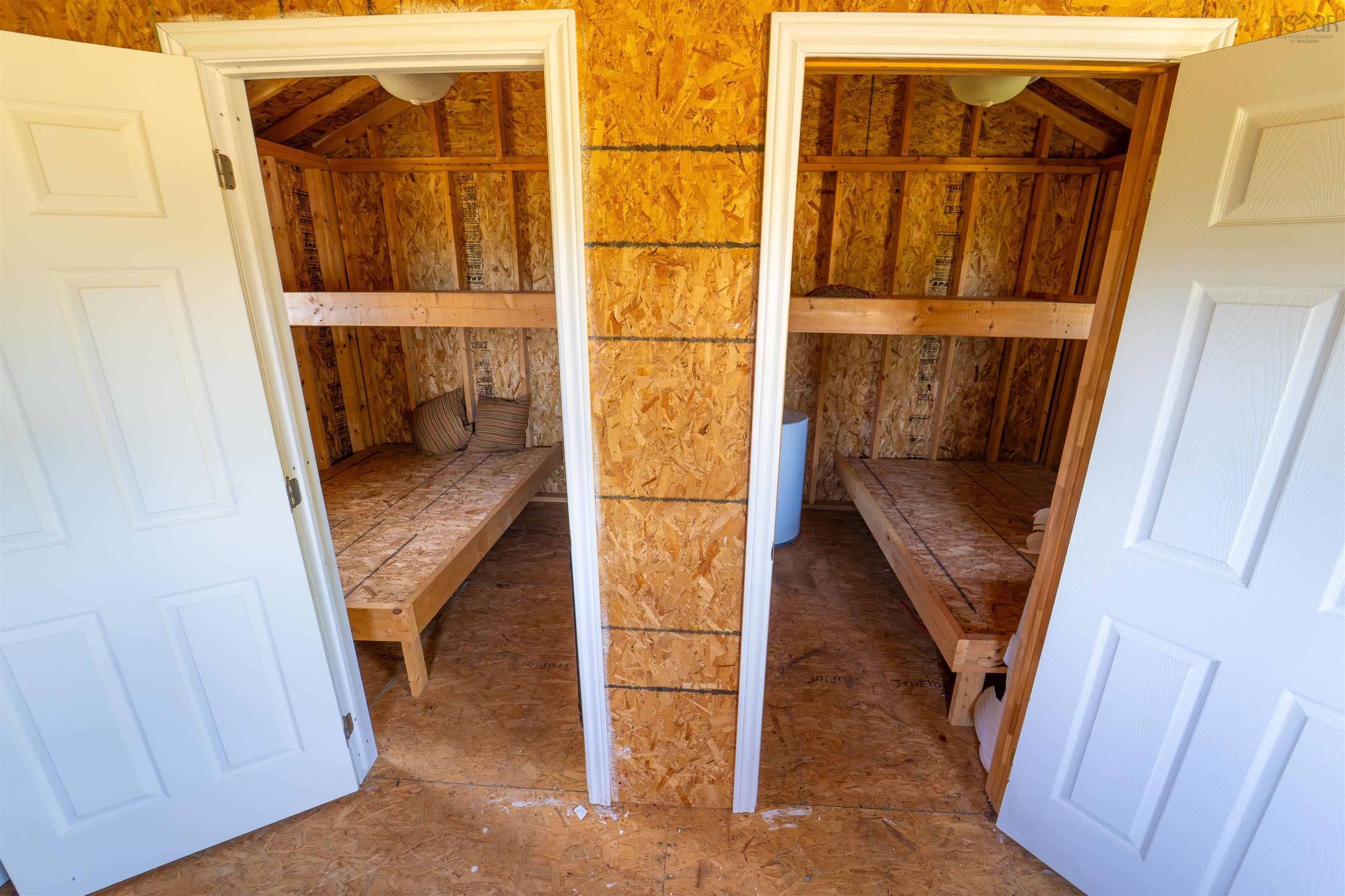 $295,900.00: 1286 Elderkin Road, Apple River