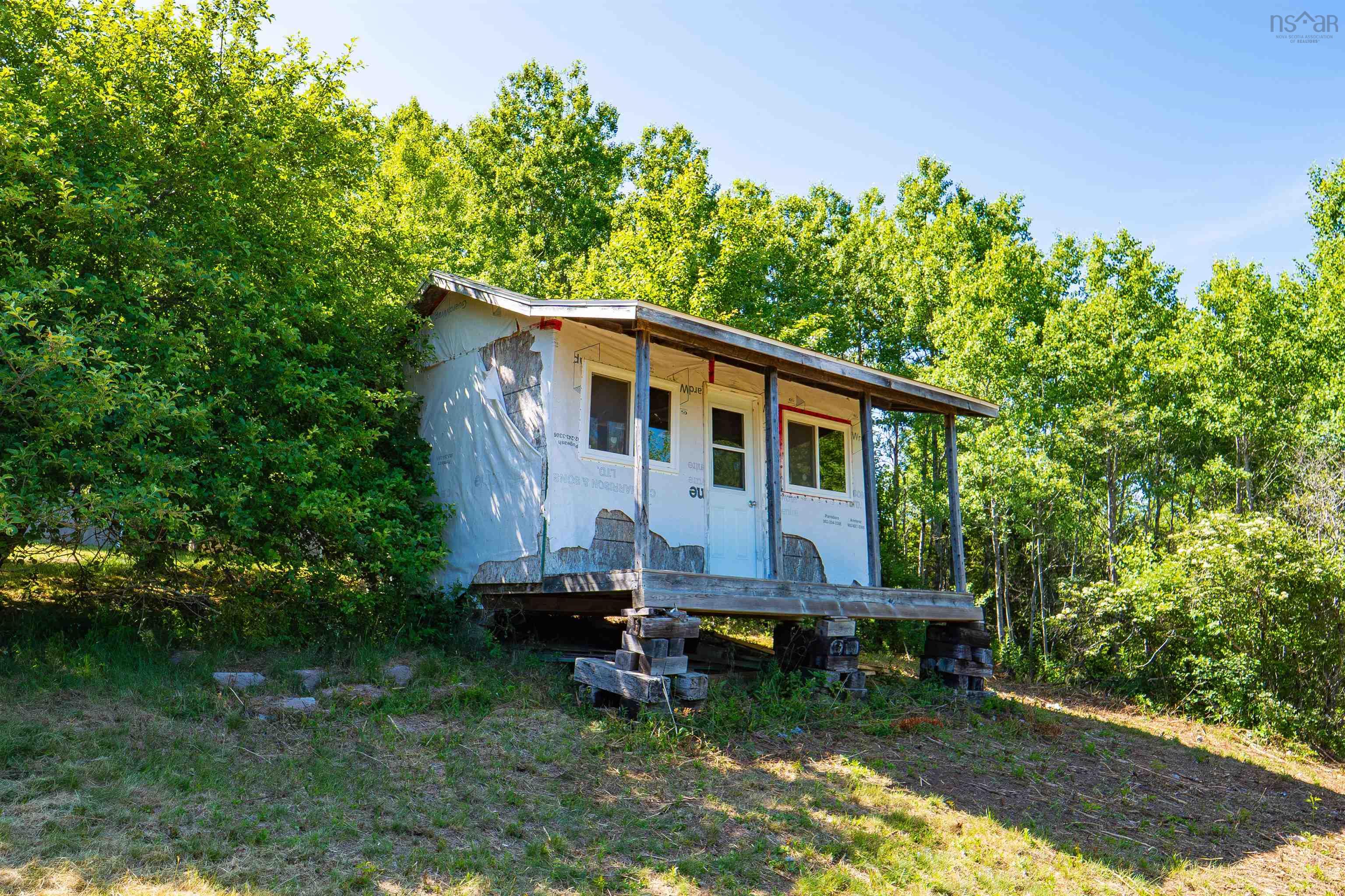 $295,900.00: 1286 Elderkin Road, Apple River