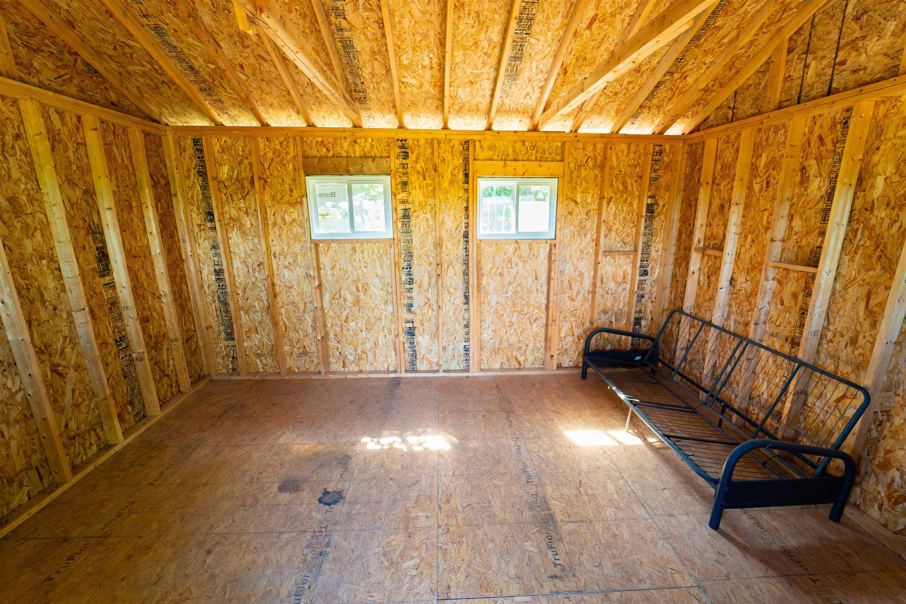 $295,900.00: 1286 Elderkin Road, Apple River