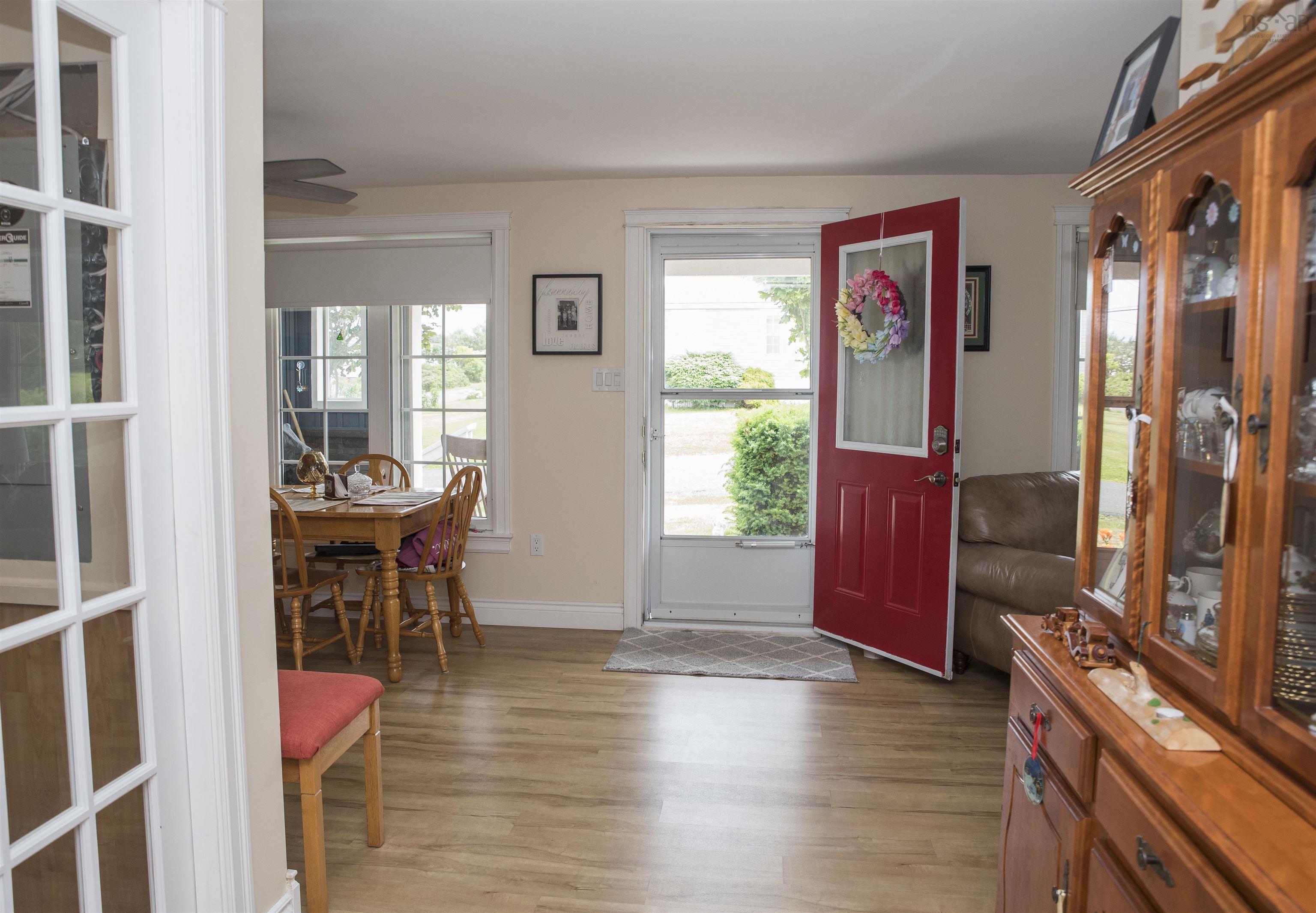 $275,000.00: 43 Lingan Street Street, Dominion