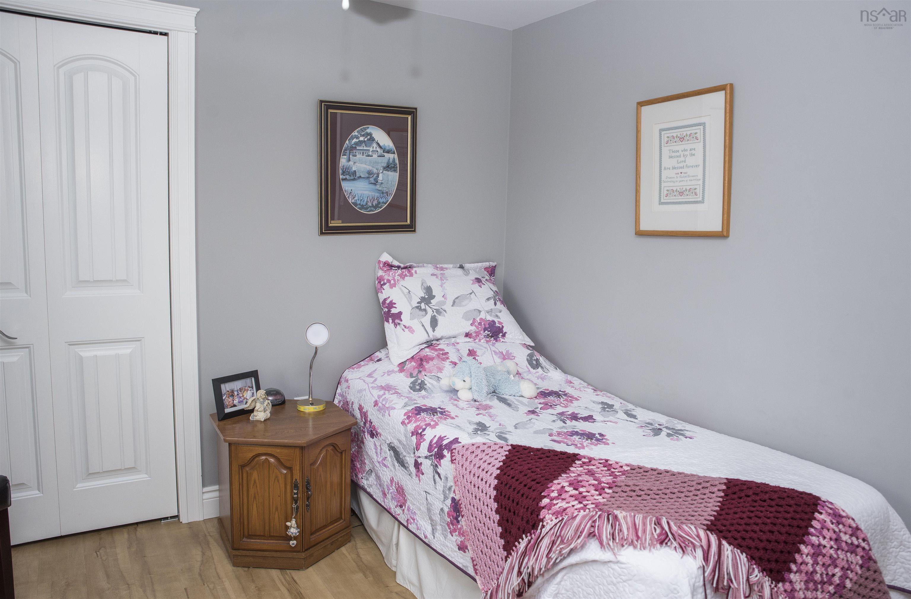 $275,000.00: 43 Lingan Street Street, Dominion