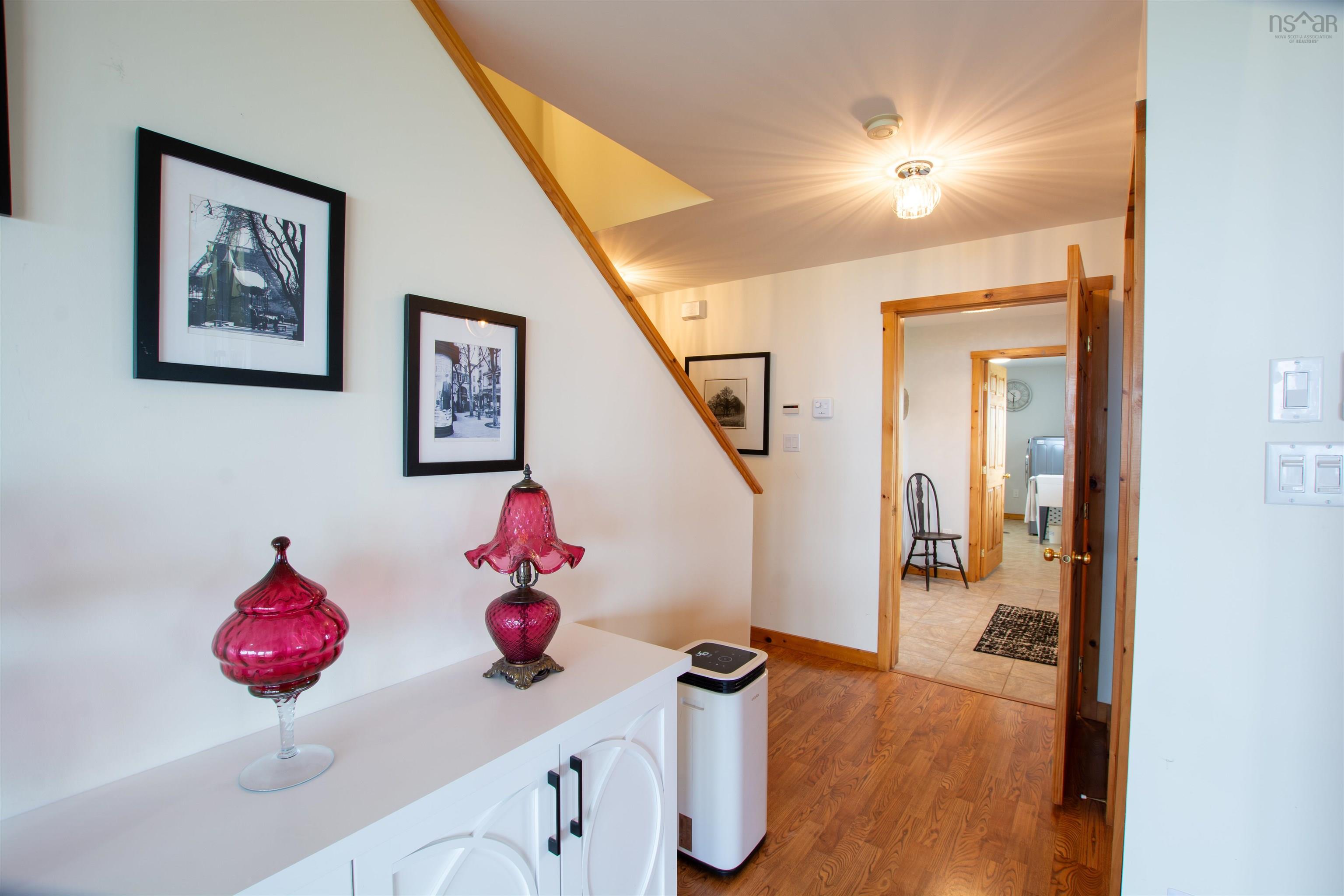 $1,079,000.00: 2435 Main Shore Road, Port Maitland